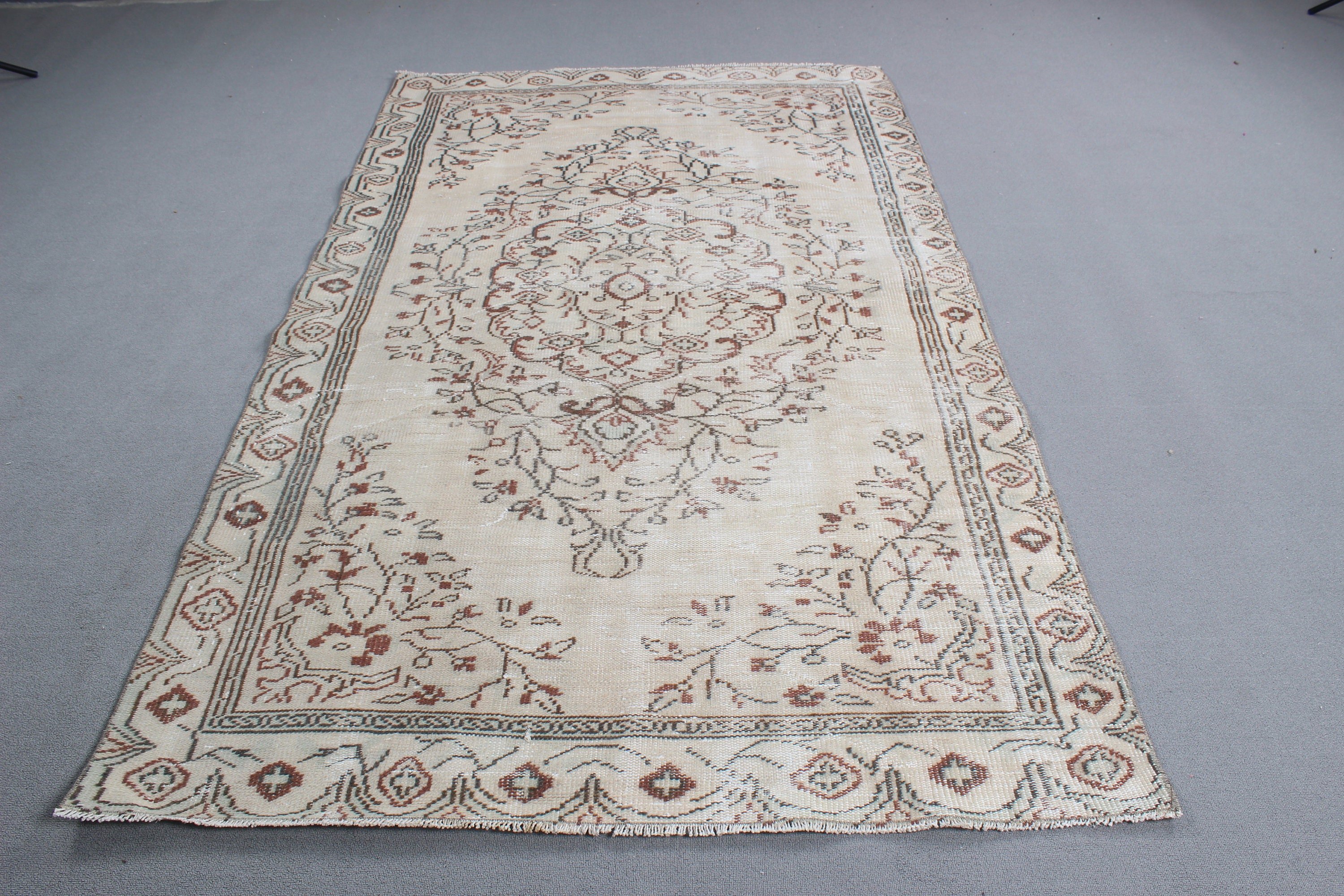 Nötr Halı, Büyük Vintage Halı, Oturma Odası Halısı, 4.9x8.2 ft Büyük Halı, Türk Halıları, Oryantal Halılar, Bej Ev Dekor Halıları, Vintage Halılar