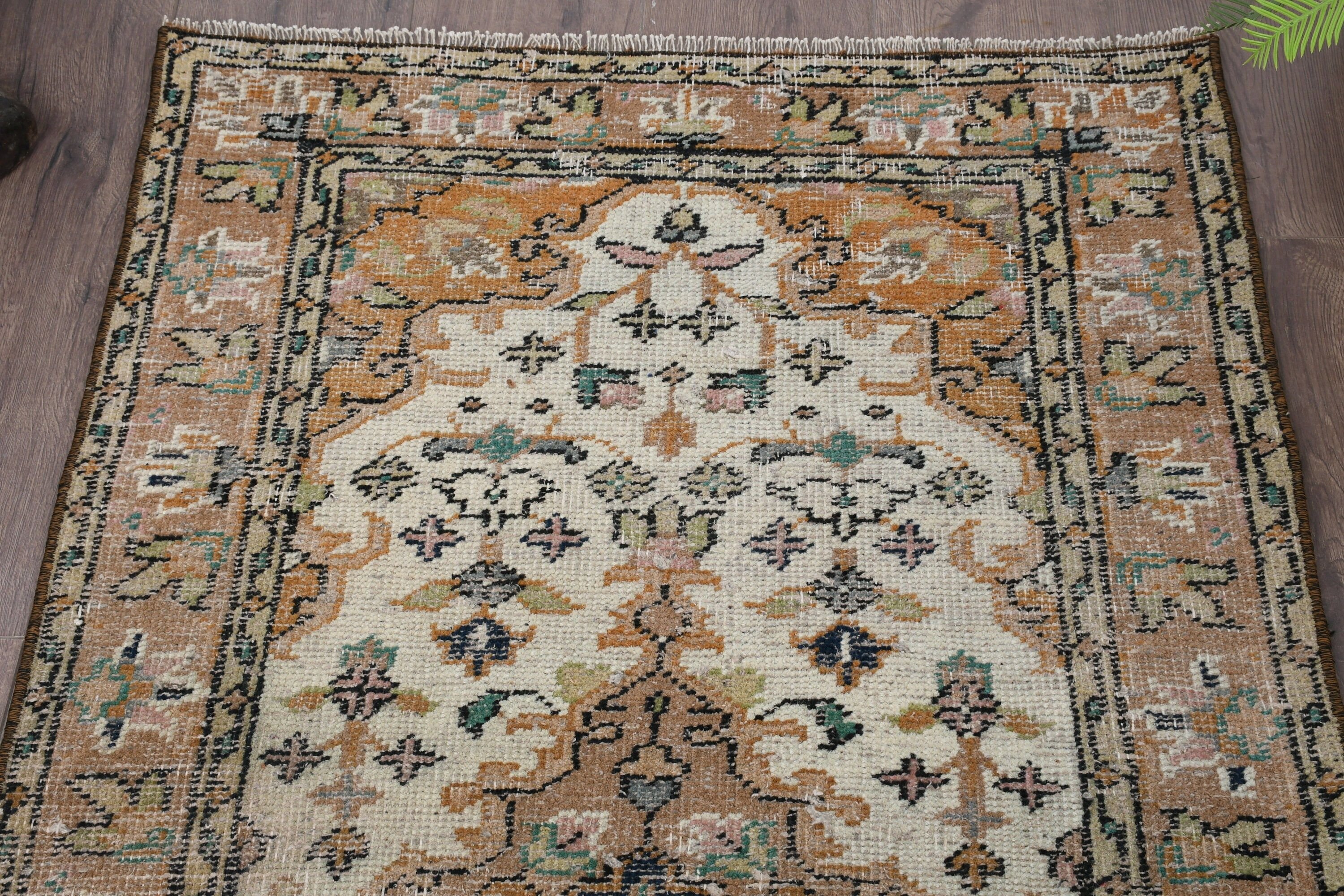 2.8x5 ft Küçük Halı, Yatak Odası Halısı, Bej Anadolu Halısı, Yer Halıları, Paspas Halıları, Türk Halıları, Antika Halı, Vintage Halı, Duvara Asılı Halı