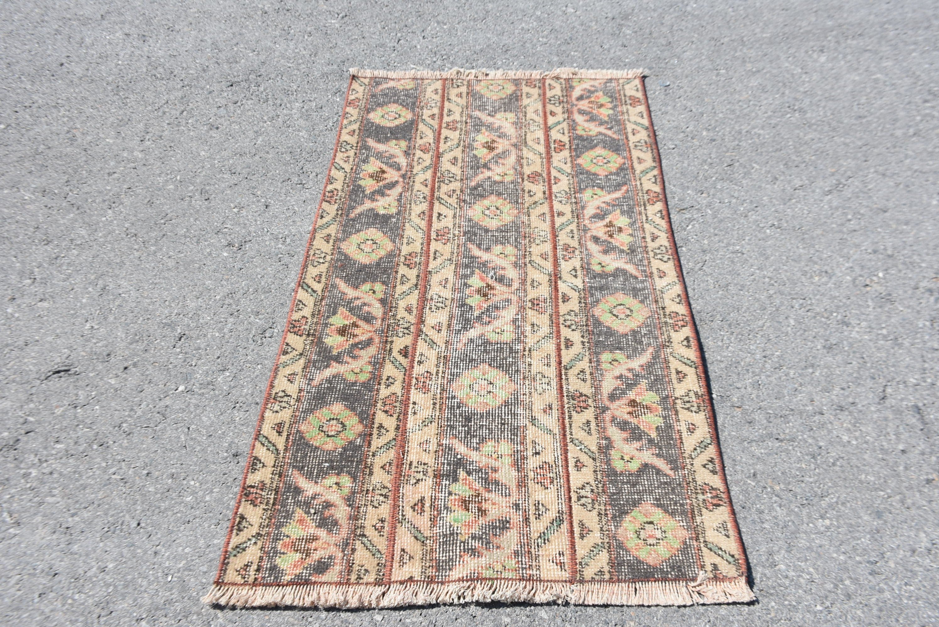 Kitchen Rugs, Bathroom Rug, Old Rug, Vintage Rug, Turkish Rug, Beige Oriental Rugs, 1.9x3.4 ft Small Rugs, Rugs for Nursery, Home Decor Rug