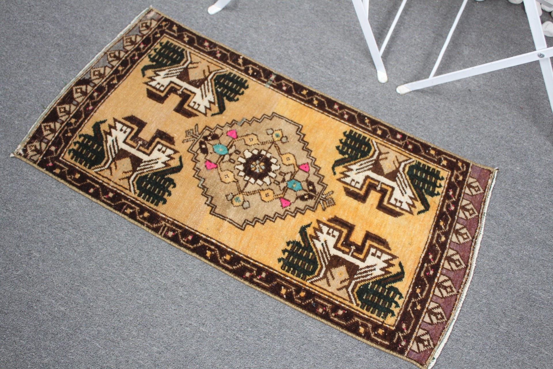 Vintage Halı, Sarı Antika Halı, Anadolu Halısı, 1.5x3.1 ft Küçük Halı, Duvara Asılı Halılar, Araba Paspas Halısı, Türk Halısı, Oushak Halısı, Özel Halı