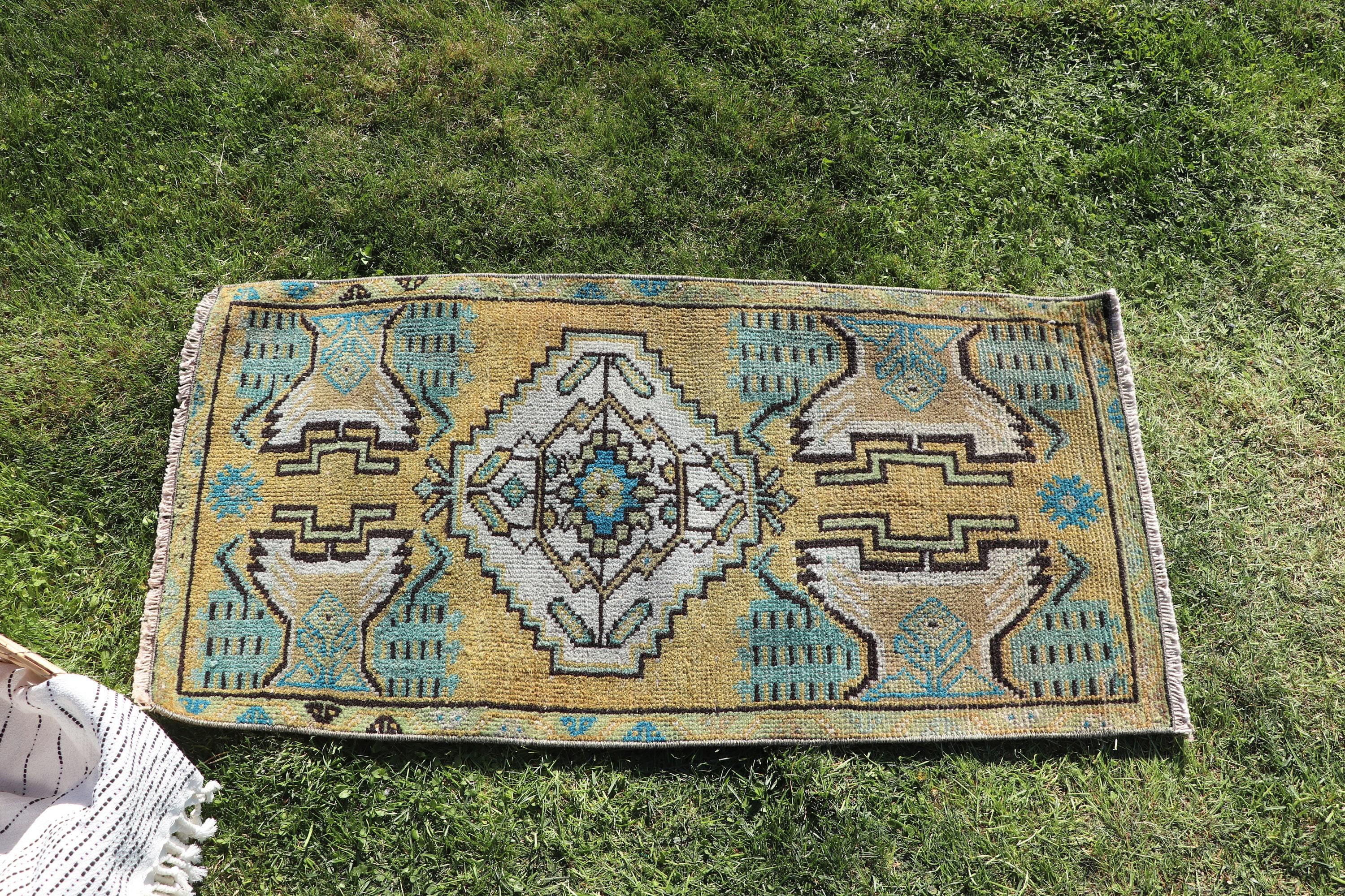 Mutfak Halıları, Modern Halı, 1.6x3.3 ft Küçük Halı, Araba Paspas Halısı, Çocuk Odası Halıları, Vintage Halılar, Türk Halısı, Sarı Mutfak Halıları, Oushak Halısı