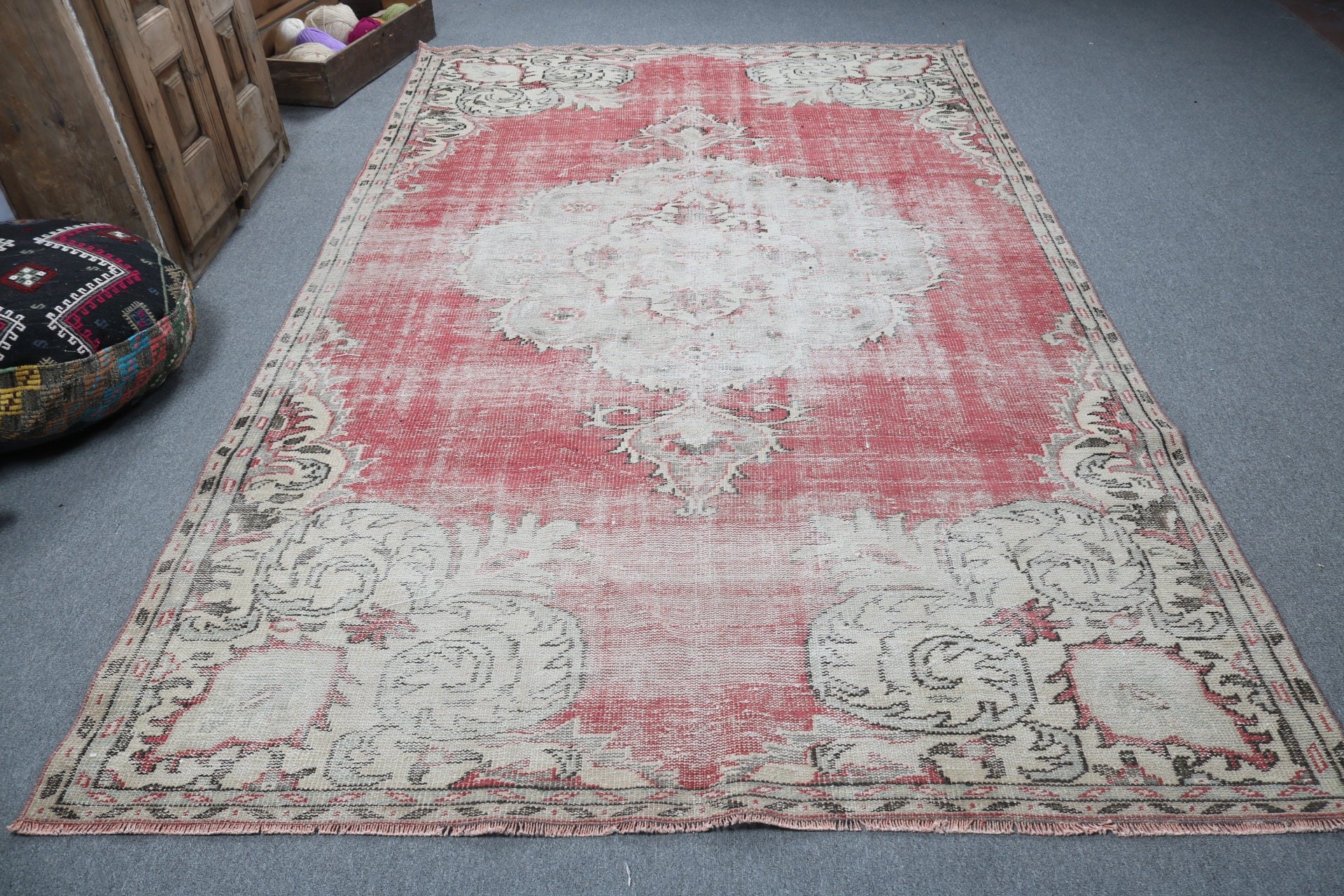 Oriental Rug, Home Decor Rugs, Turkish Rug, Large Vintage Rugs, Vintage Rugs, Large Oushak Rugs, Red Statement Rug, 6.2x10.1 ft Large Rugs