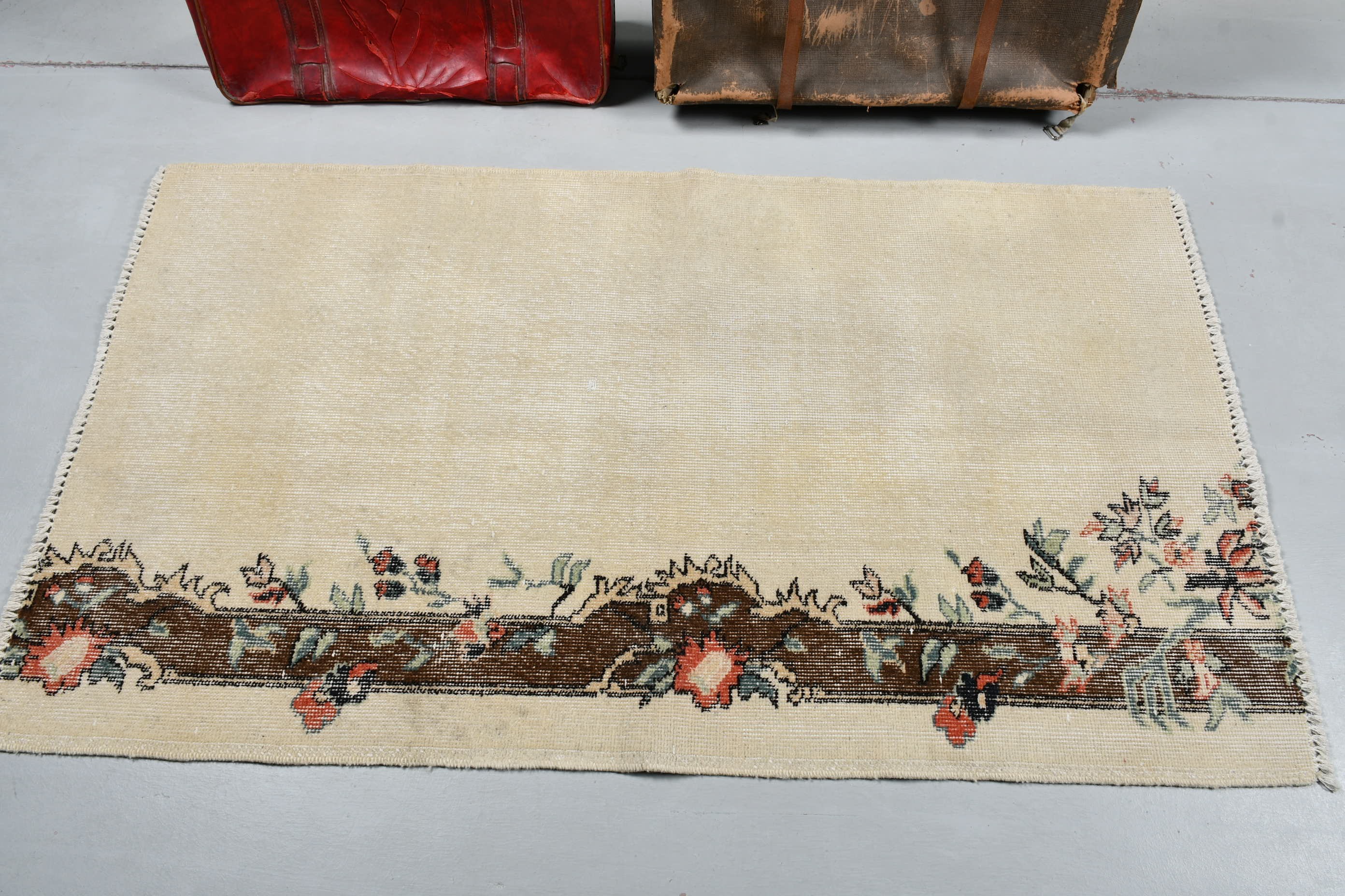 Vintage Halılar, 3x5.2 ft Accent Halı, Aztek Halısı, Oushak Halıları, Türk Halıları, Mutfak Halısı, Anadolu Halısı, Çocuk Halısı, Bej Ev Dekor Halısı