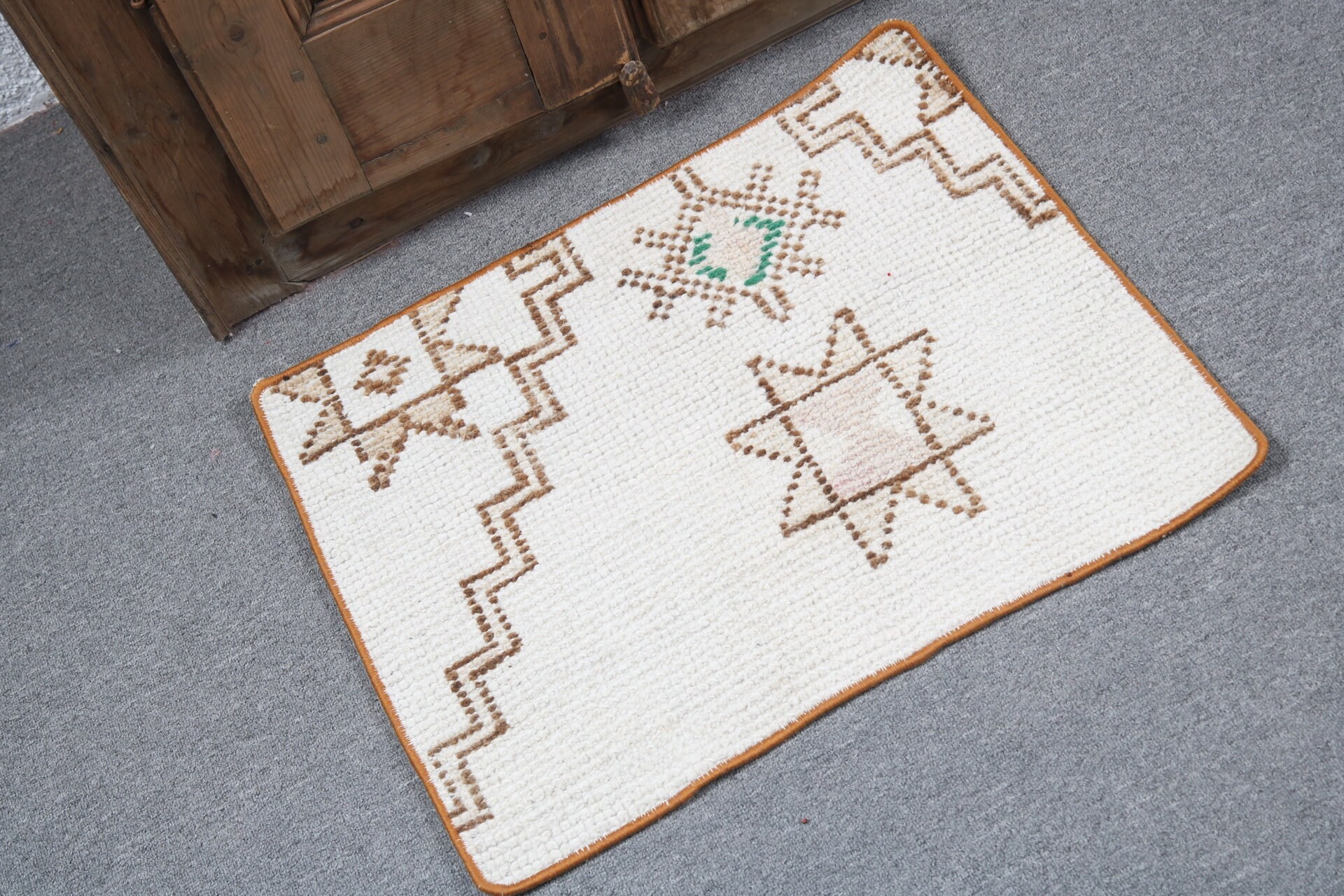 Modern Rugs, Vintage Rugs, Nursery Rugs, Turkish Rugs, Beige Bedroom Rugs, Door Mat Rug, Cool Rugs, Geometric Rug, 1.8x2.2 ft Small Rug