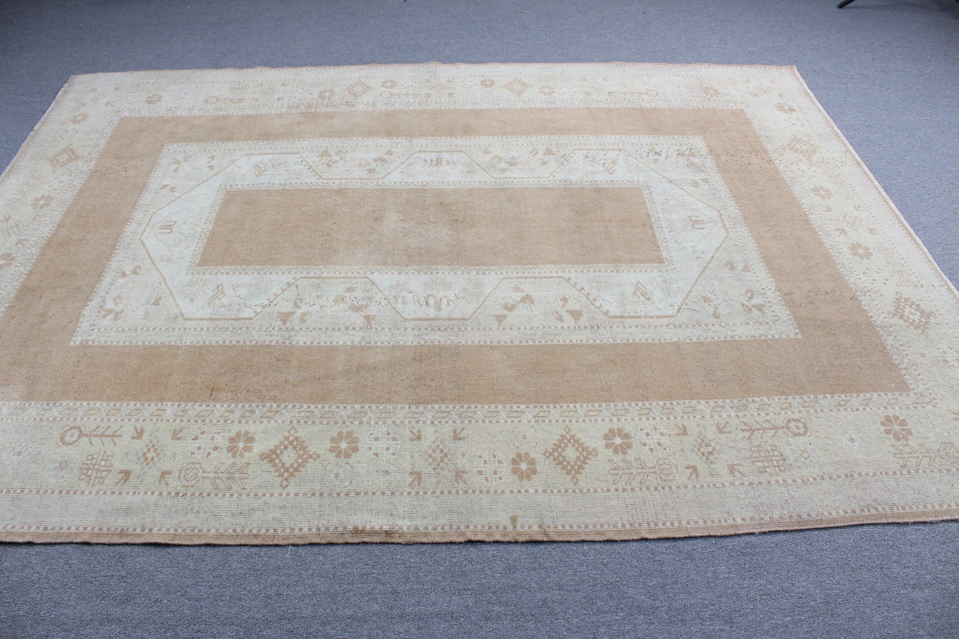 Yer Halısı, Yemek Odası Halıları, Yemek Odası Halıları, Bej Yatak Odası Halısı, 6.6x9 ft Büyük Halı, Oushak Halıları, Vintage Halı, Türk Halısı, Türkiye Halısı