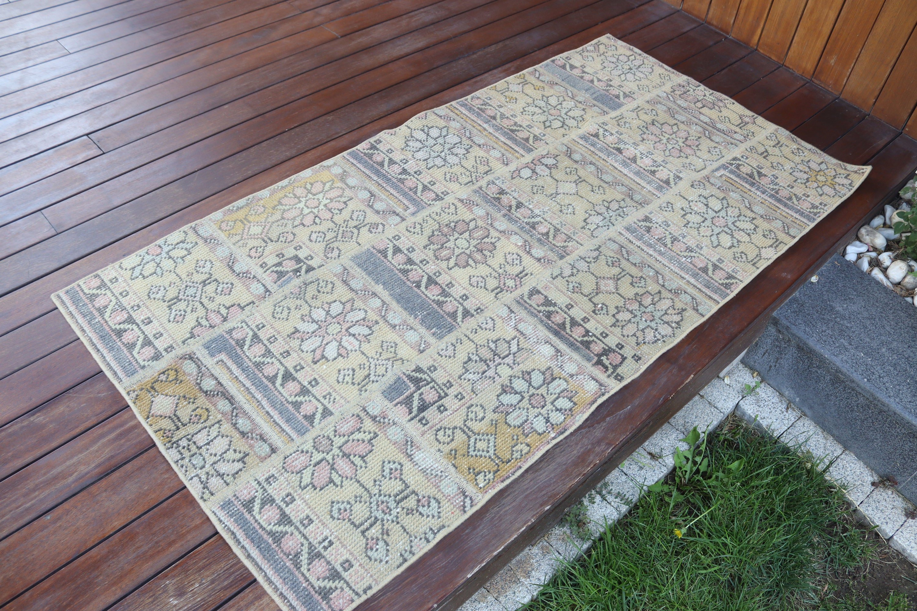 Beige  2.6x5.2 ft Small Rug, Turkish Rugs, Anatolian Rugs, Bedroom Rugs, Door Mat Rug, Vintage Rugs, Small Area Rugs