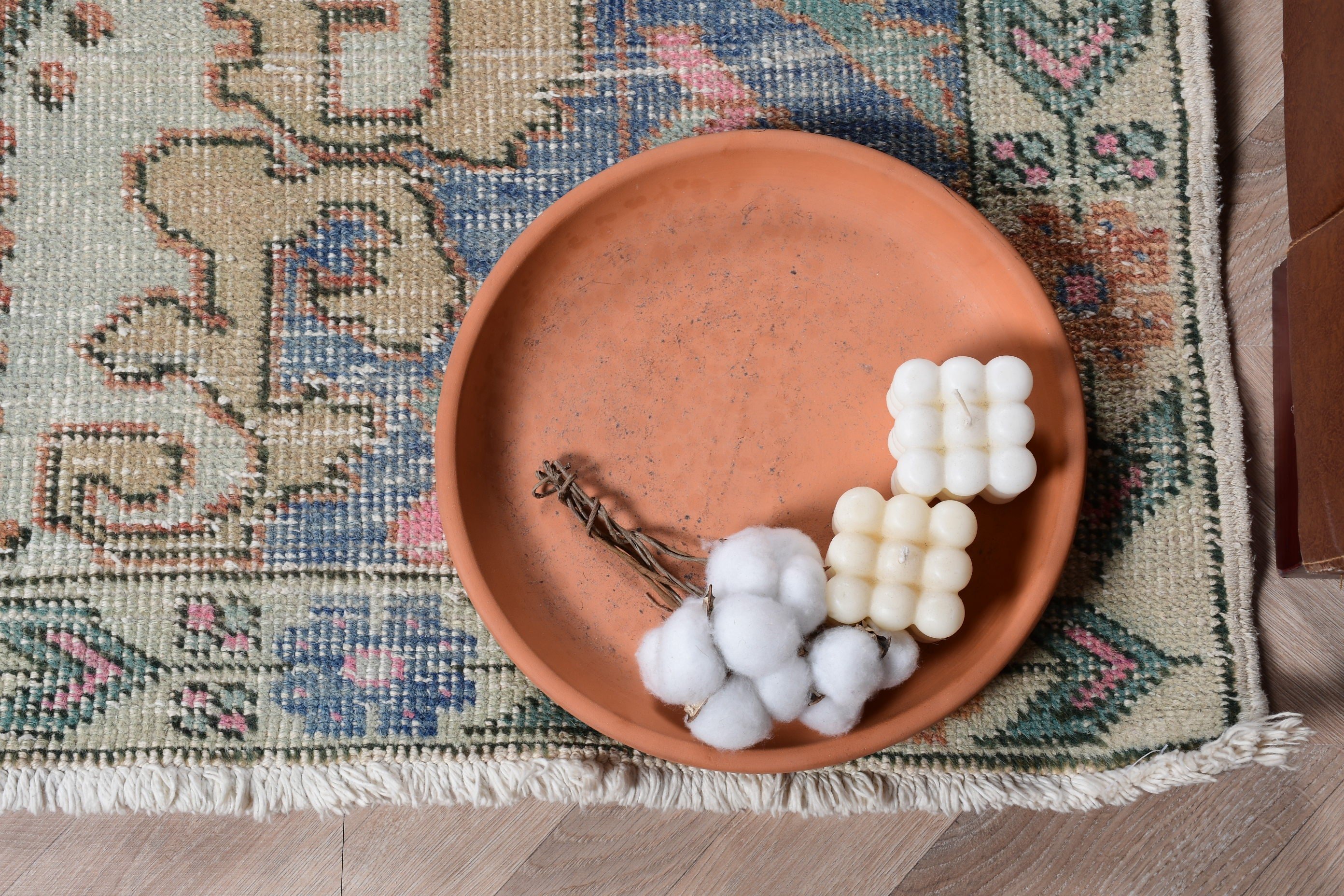 Soluk Halı, Türk Halısı, Eski Halılar, Anadolu Halısı, Havalı Halılar, Vintage Halılar, Turuncu Oushak Halıları, 4,8x7,4 ft Alan Halıları, İç Mekan Halıları, Mutfak Halısı