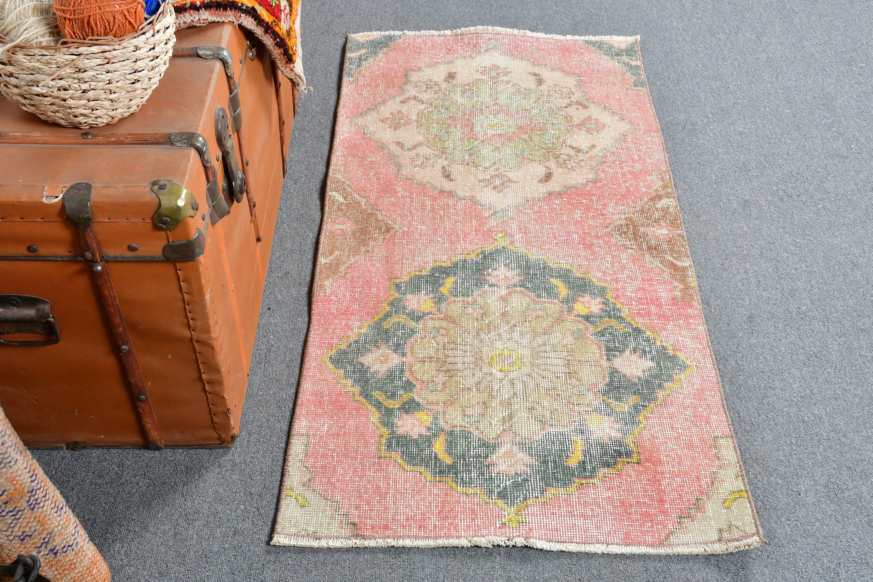 Oryantal Halılar, Vintage Halı, Düğün Halıları, Mutfak Halısı, Pembe 2,2x4,4 ft Küçük Halılar, Anadolu Halıları, Türk Halısı, Giriş Halısı