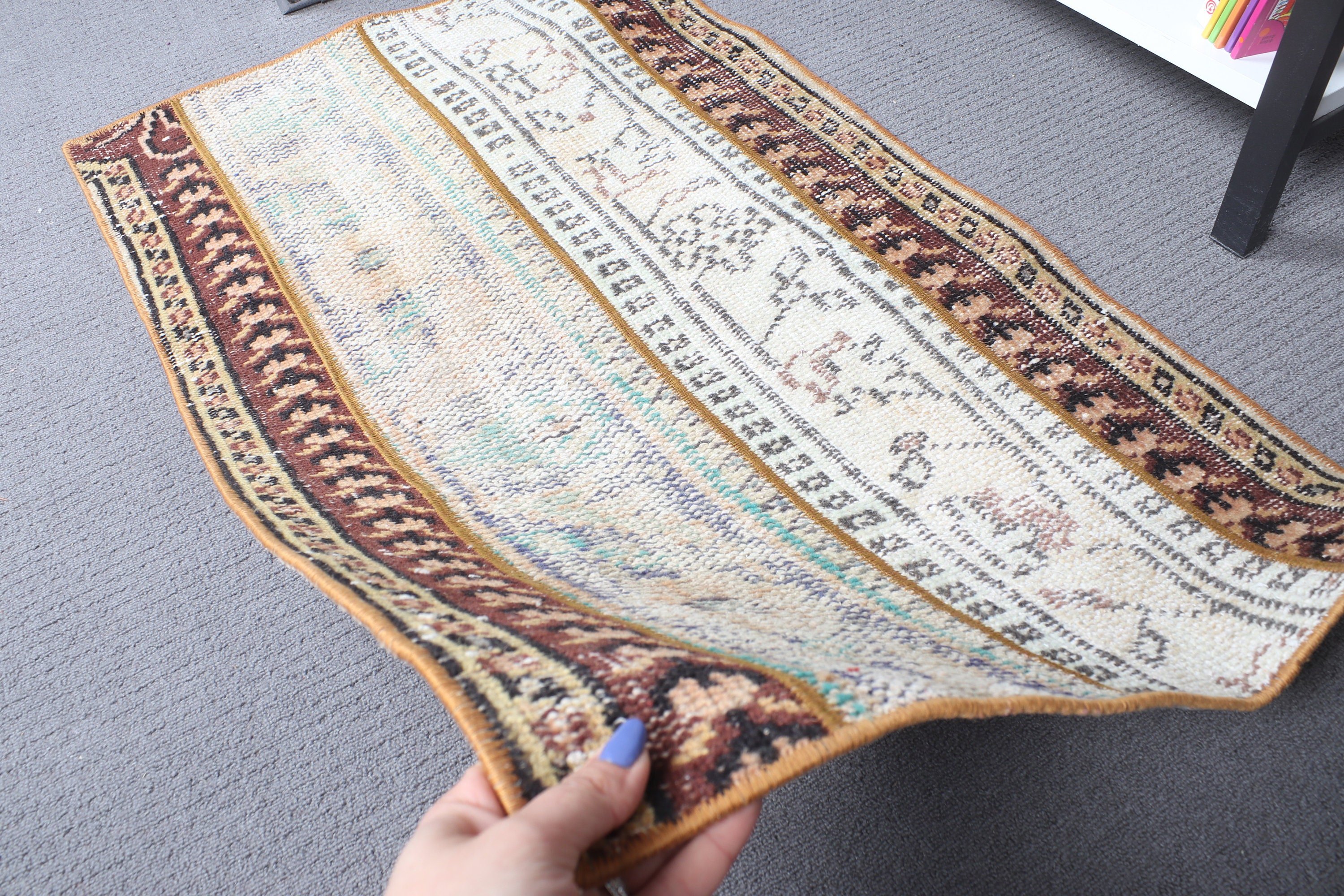 Türk Halıları, Küçük Vintage Halılar, El Dokuma Halı, 1.9x3.2 ft Küçük Halı, Kahverengi Geometrik Halılar, Duvara Asılı Halı, Geometrik Halılar, Vintage Halılar