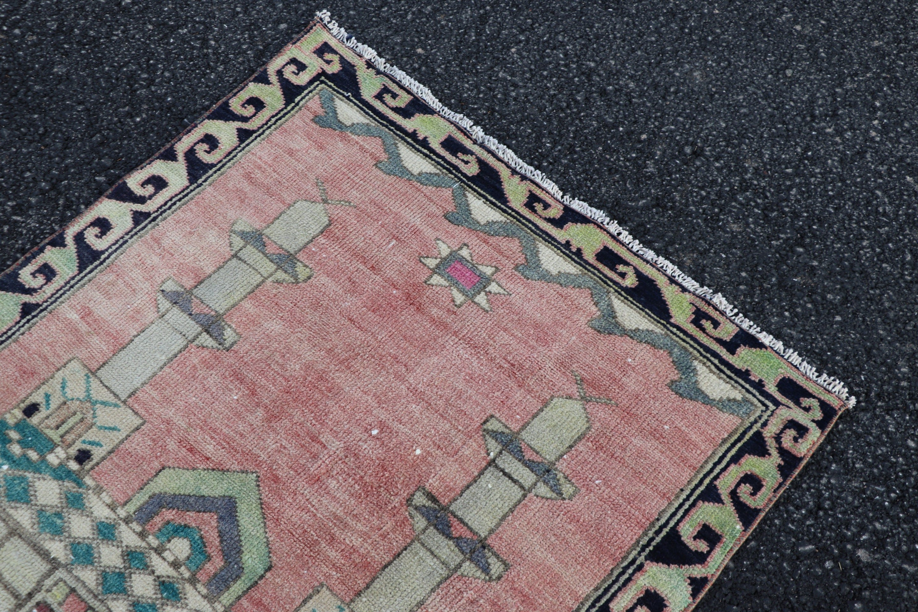 Bedroom Rug, Pink Moroccan Rug, 2.9x3.5 ft Small Rug, Turkish Rug, Wool Rugs, Small Boho Rug Rugs, Entry Rug, Vintage Rug, Home Decor Rugs