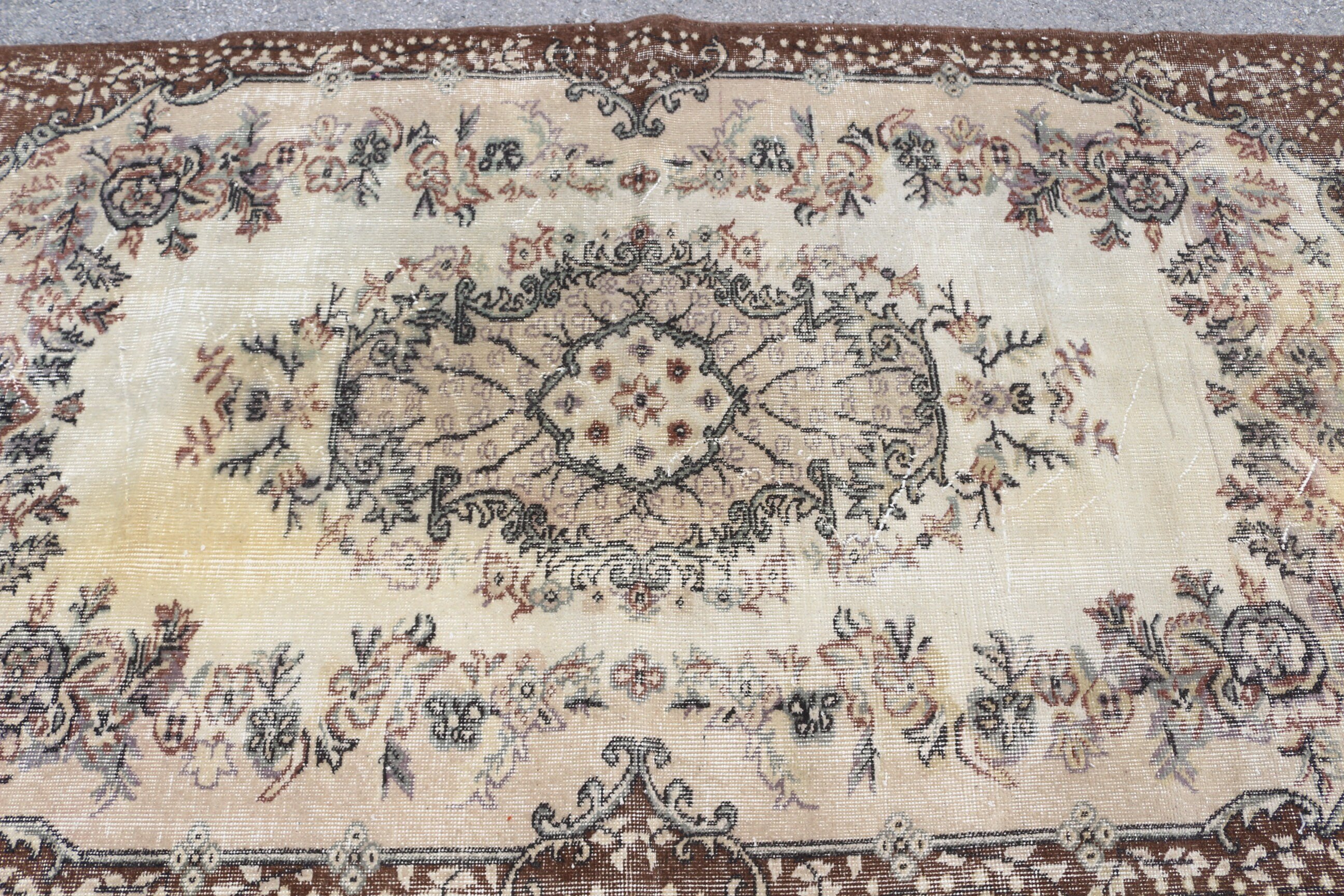 Etnik Halı, Türk Halısı, 4.1x7 ft Alan Halısı, Bej Anadolu Halısı, Vintage Halı, Mutfak Halısı, Yemek Odası Halısı, Çocuk Halısı, Fas Halısı