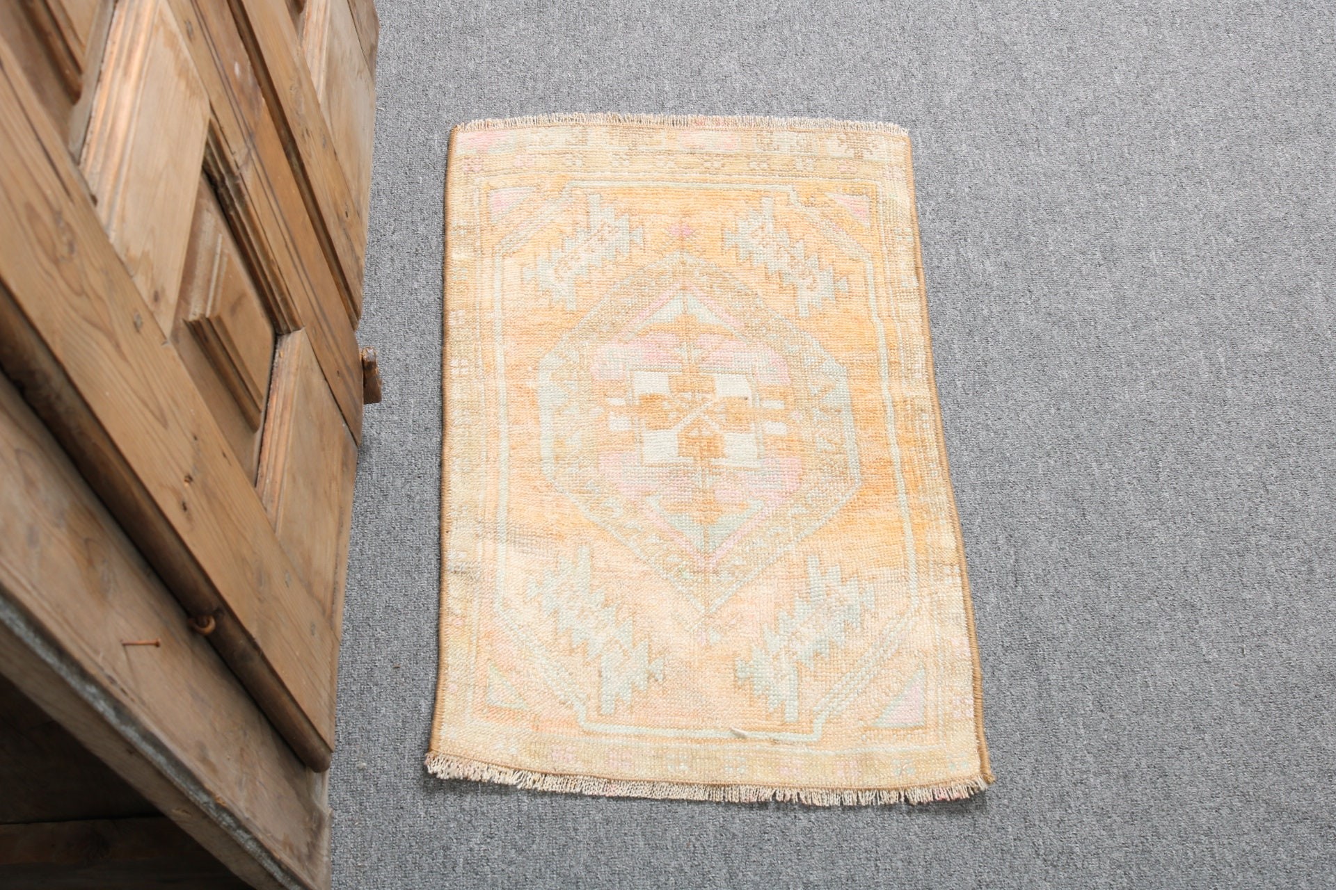 Açıklama Halısı, Ofis Halısı, 1.4x2.1 ft Küçük Halılar, Çocuk Halıları, Lüks Halılar, Türk Halıları, Turuncu Oushak Halıları, Vintage Halı, Küçük Boho Halıları