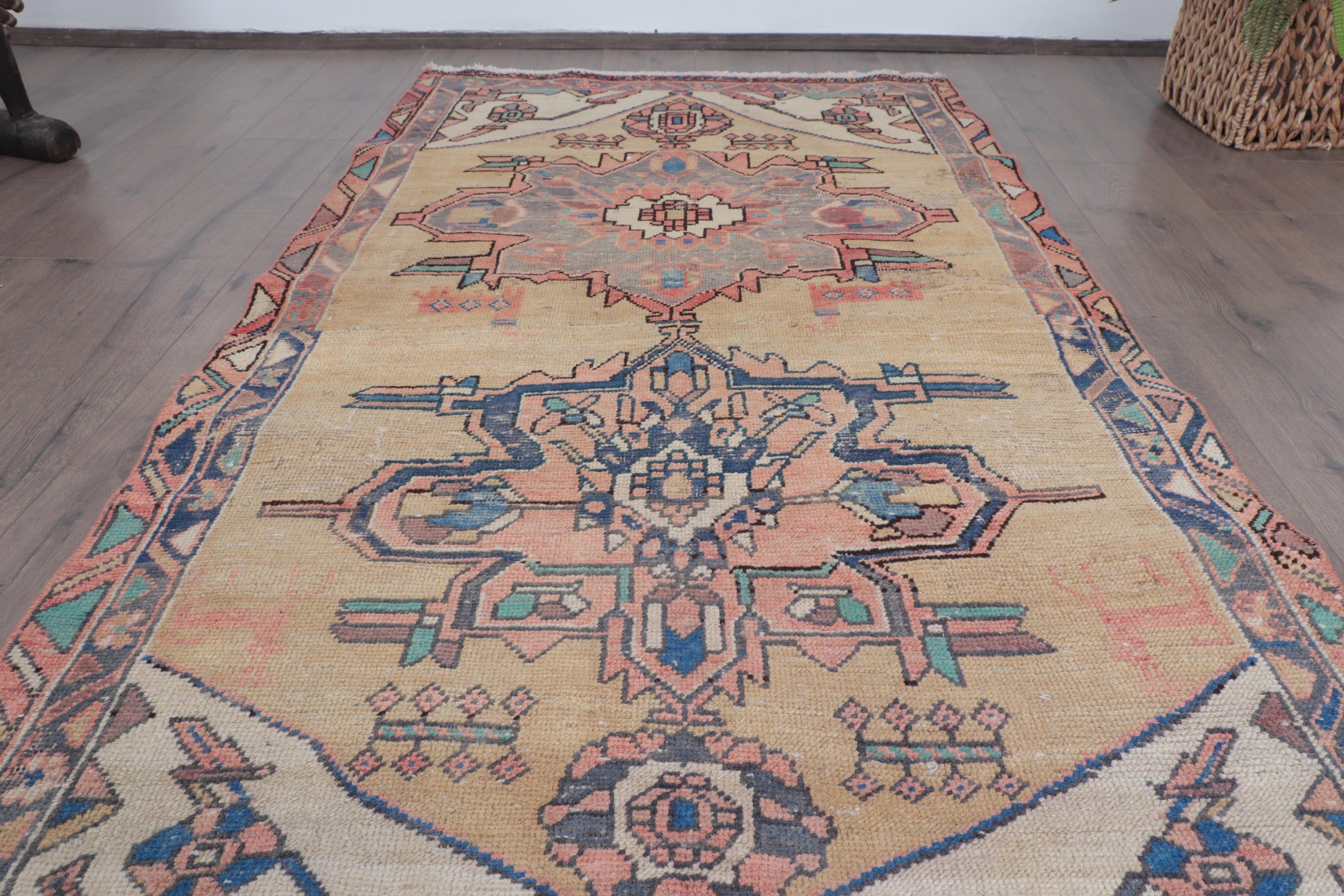 Vintage Halı, Yatak Odası Halısı, Dekoratif Halı, 3,4x6,3 ft Vurgulu Halılar, Sarı Zemin Halısı, Çocuk Odası Halıları, Modern Halı, Lüks Halılar, Türk Halıları