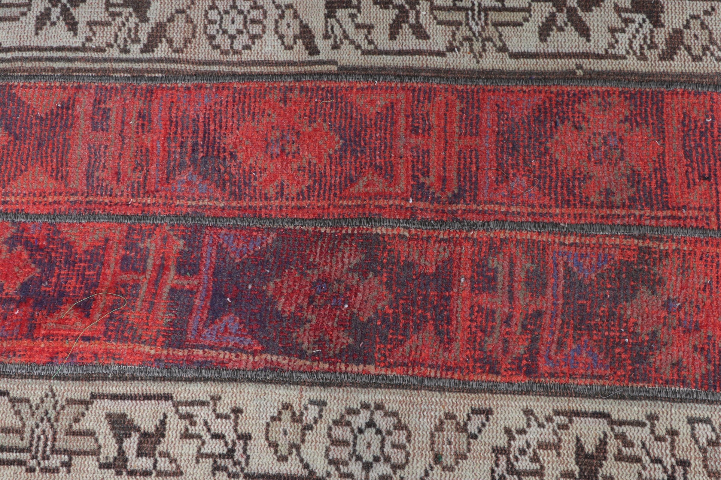 Türk Halısı, Kırmızı 2.3x3.7 ft Küçük Halı, Tribal Halı, Antika Halı, Vintage Halı, Duvara Asılı Halılar, Yatak Odası Halıları, Banyo Halısı