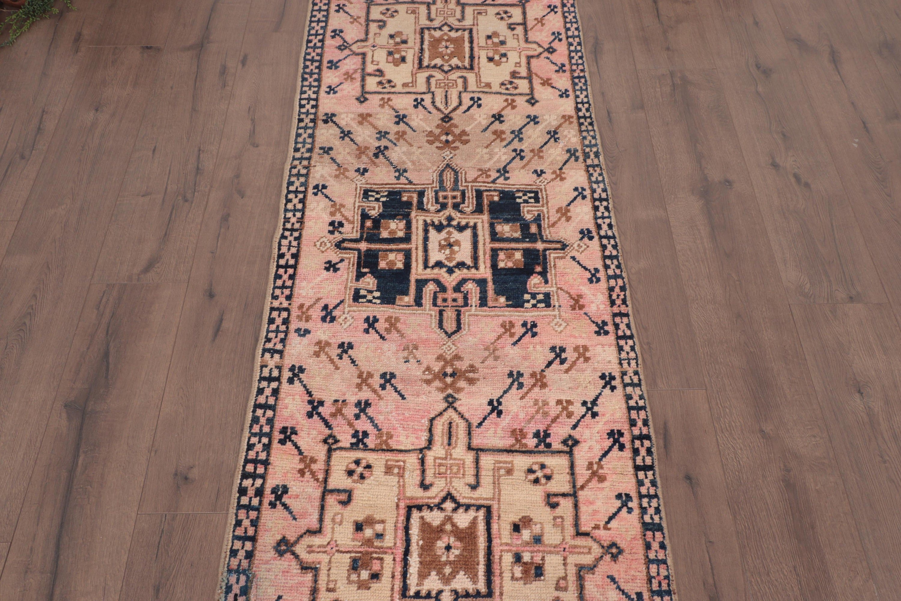 Türk Halıları, Yatak Odası Halıları, Pembe Yer Halısı, El Dokuma Halılar, Vintage Halılar, Vintage Yolluk Halısı, Uzun Yolluk Halıları, 2.3x10 ft Yolluk Halısı