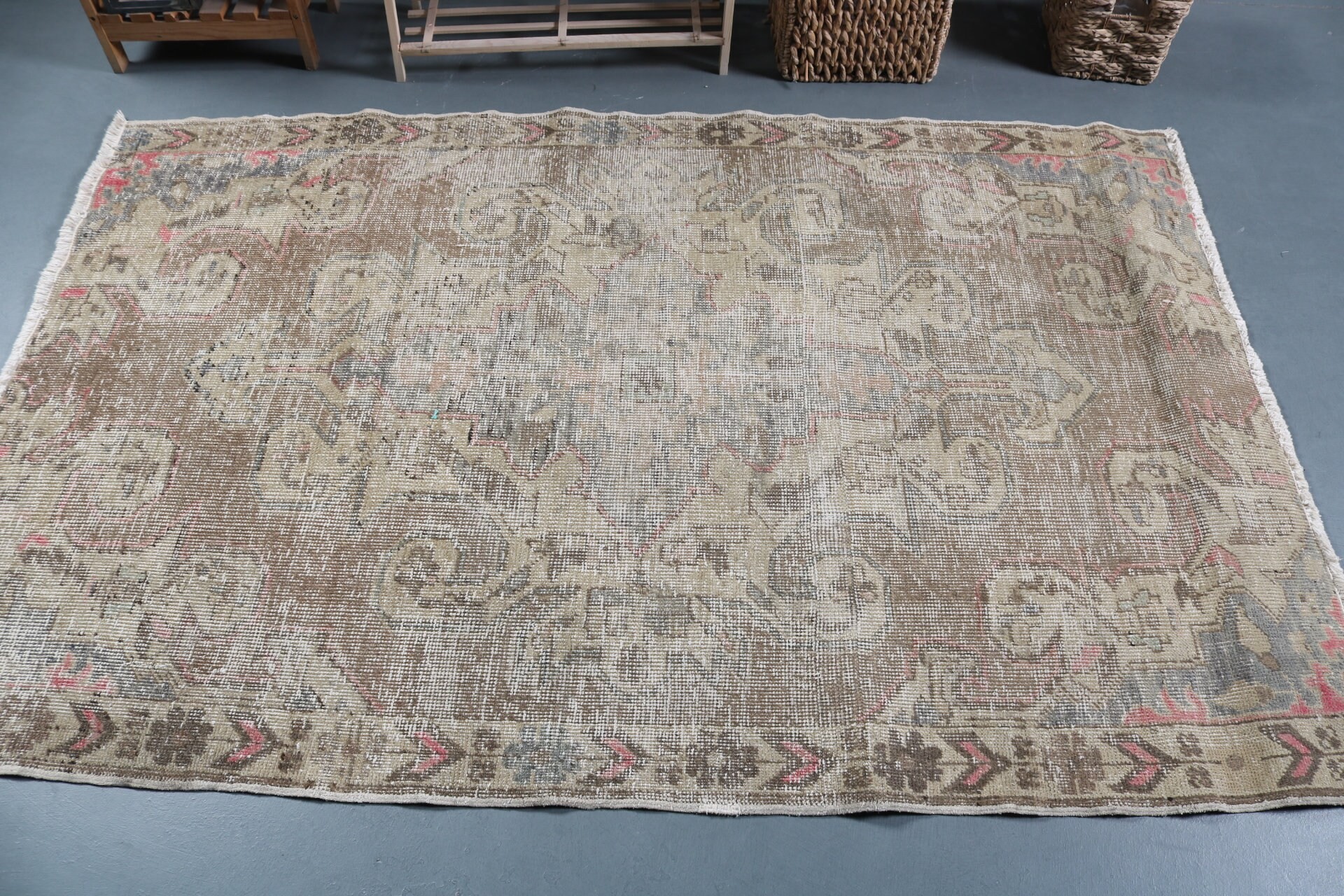 Old Rug, Rugs for Floor, 4.1x6.3 ft Area Rug, Vintage Rugs, Turkey Rug, Indoor Rugs, Dining Room Rug, Wool Rug, Turkish Rug, Anatolian Rug