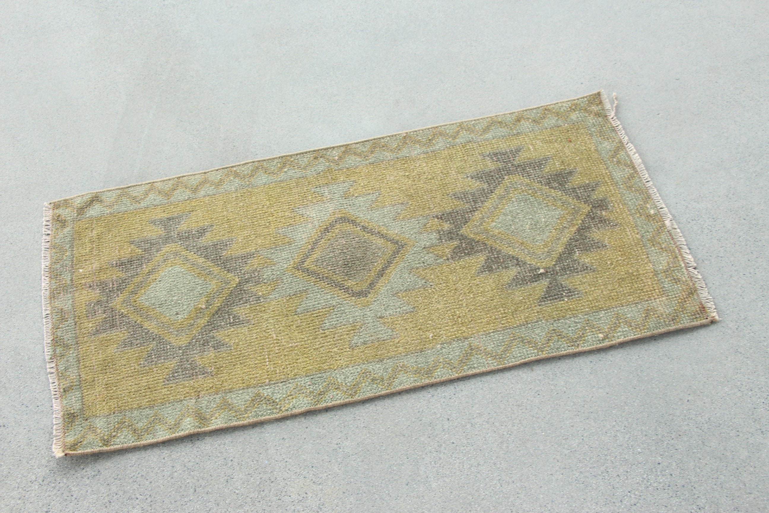 Dış Mekan Halıları, Yeşil 1,5x3 ft Küçük Halı, Vintage Halılar, Fas Halıları, Oryantal Halı, Banyo Halıları, Türk Halıları, Giriş Halısı