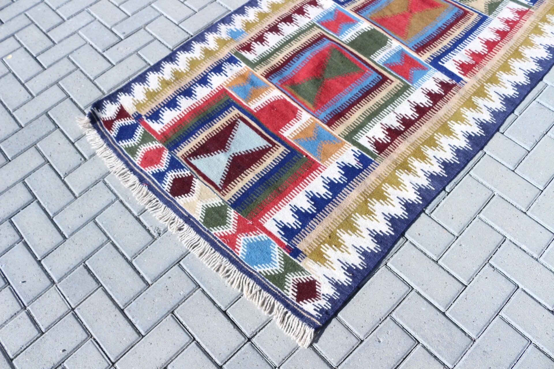 Kilim, Vintage Rugs, Outdoor Rug, 3.5x6.4 ft Accent Rugs, Turkish Rug, Oriental Rug, Entry Rug, Bedroom Rug, Kitchen Rug, Red Bedroom Rug