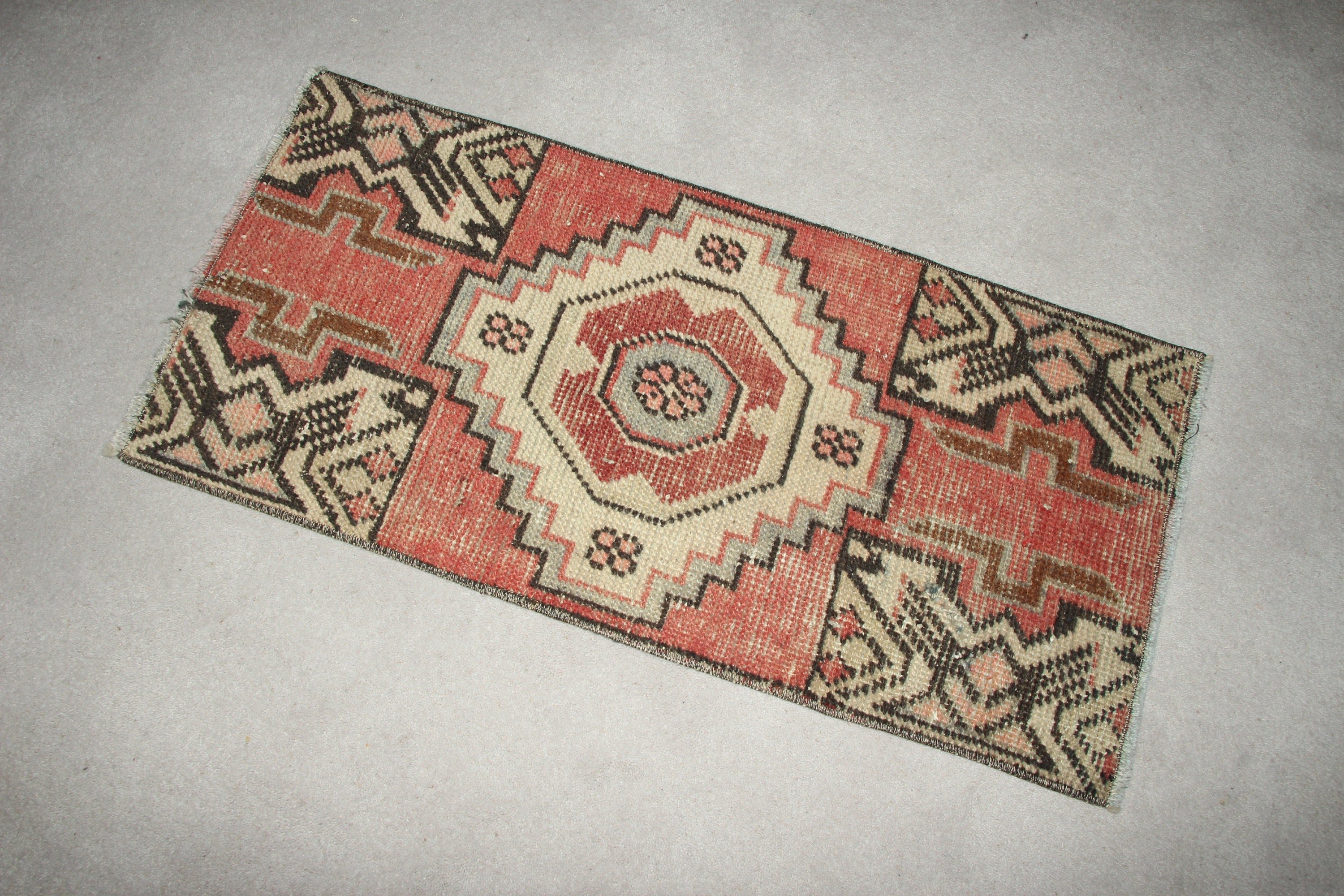 Pembe Ev Dekor Halısı, Mutfak Halısı, Paspas Halıları, Vintage Halı, Sevimli Halılar, Oushak Halıları, 1.3x2.7 ft Küçük Halı, Yatak Odası Halısı, Türk Halısı