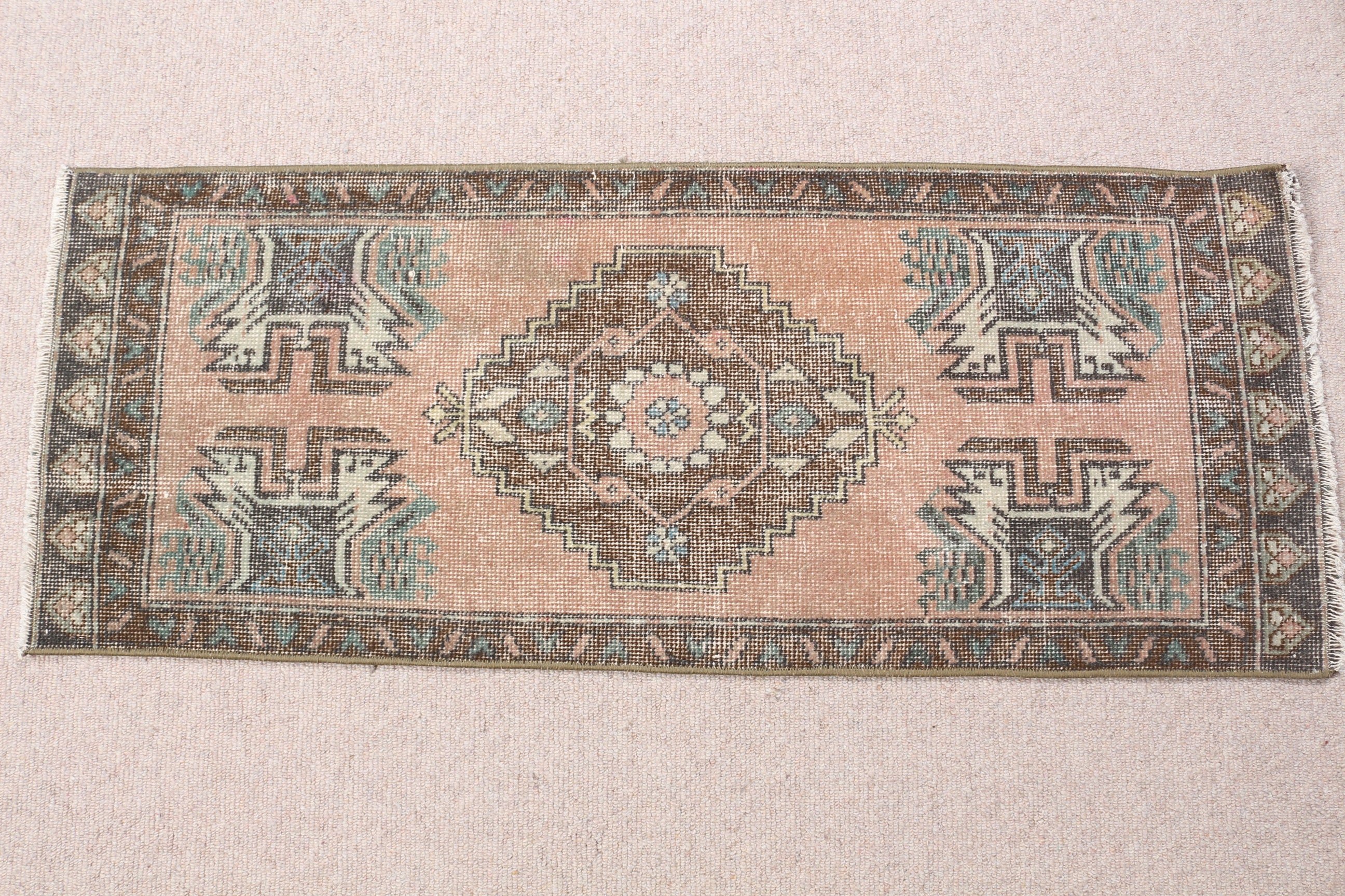 Banyo Halıları, Paspas Halıları, Vintage Halı, 1.4x3.6 ft Küçük Halı, Yatak Odası Halısı, Anadolu Halıları, Türk Halısı, Antika Halı, Pembe Oryantal Halı