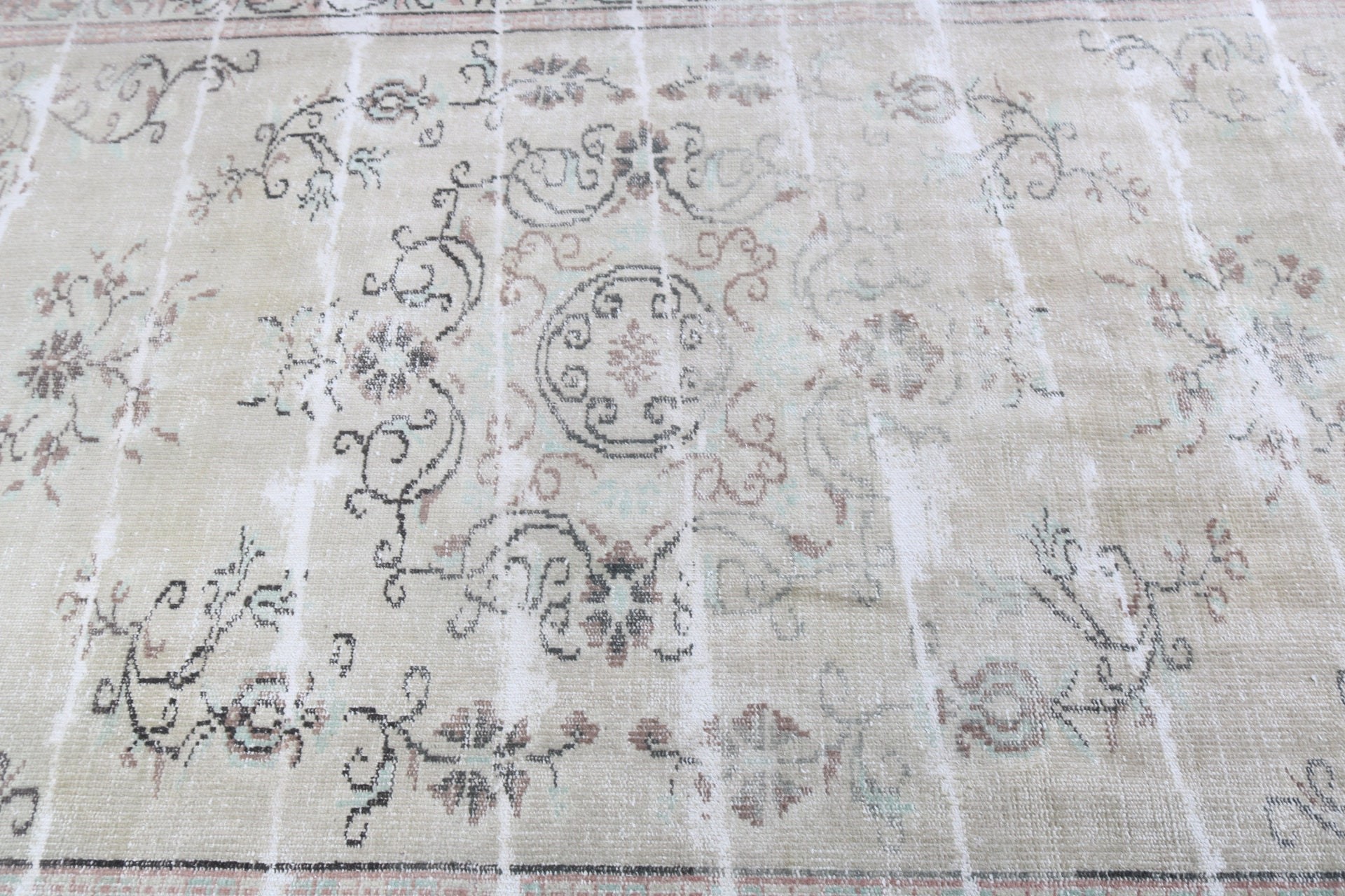 Moroccan Rug, Turkish Rugs, 5.3x8.7 ft Large Rugs, Large Vintage Rugs, Vintage Rug, Green Statement Rug, Dining Room Rug