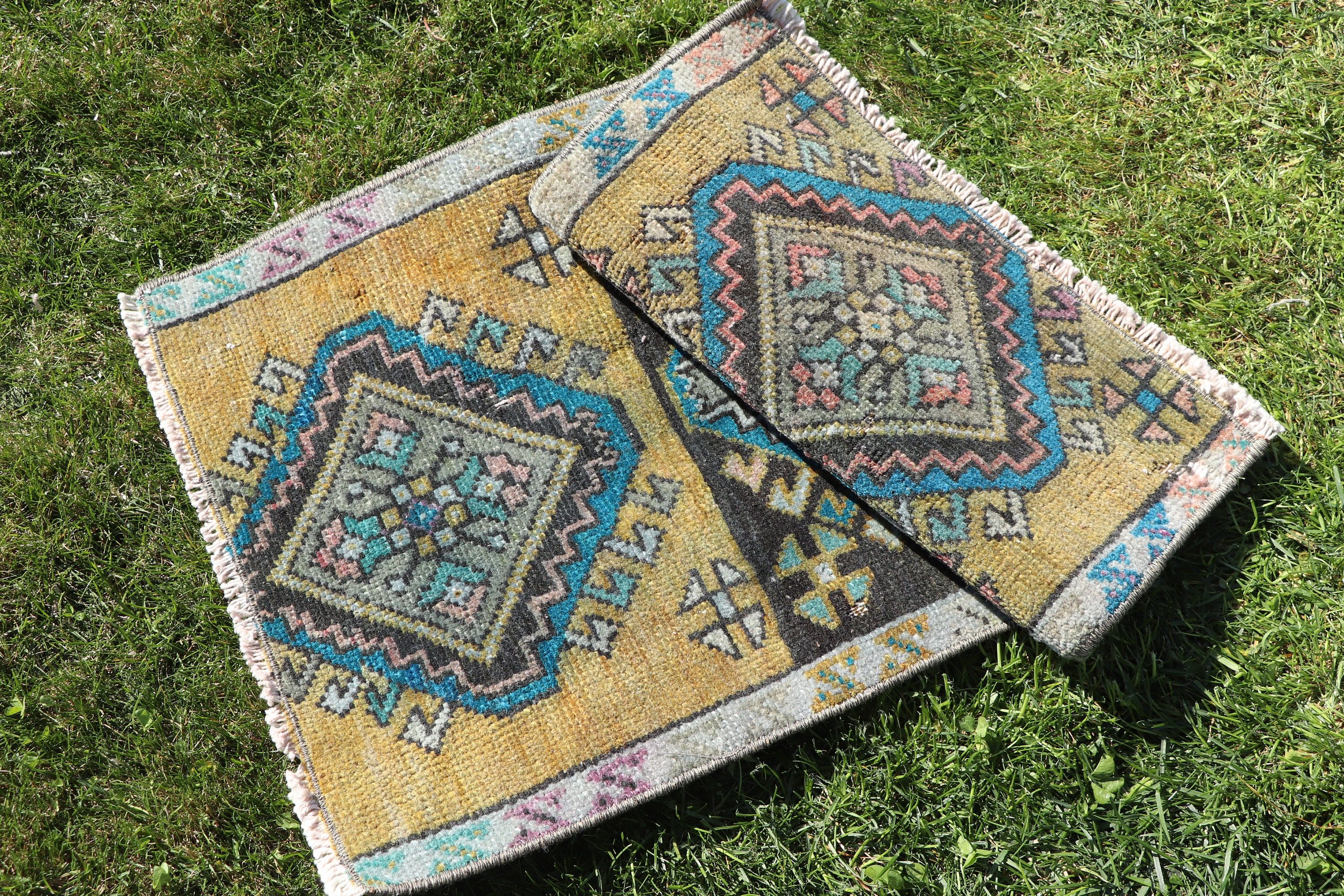 Boho Halı, Fas Halıları, Sarı 1.2x2.3 ft Küçük Halılar, Vintage Halılar, Türk Halıları, Mutfak Halısı, Nötr Halı, Küçük Alan Halıları