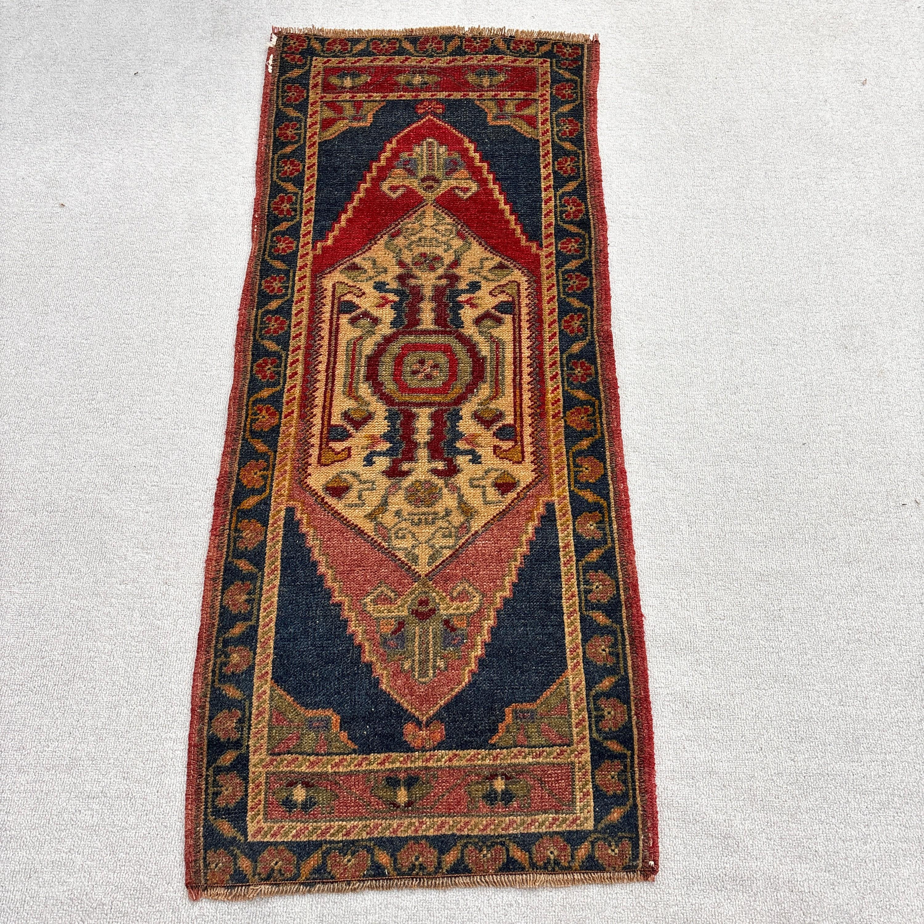 Vintage Halı, Havalı Halı, Küçük Boho Halı, 1.8x4.3 ft Küçük Halı, Çocuk Halısı, Araba Paspası Halıları, Türk Halıları, Kırmızı Yatak Odası Halısı, Anadolu Halıları