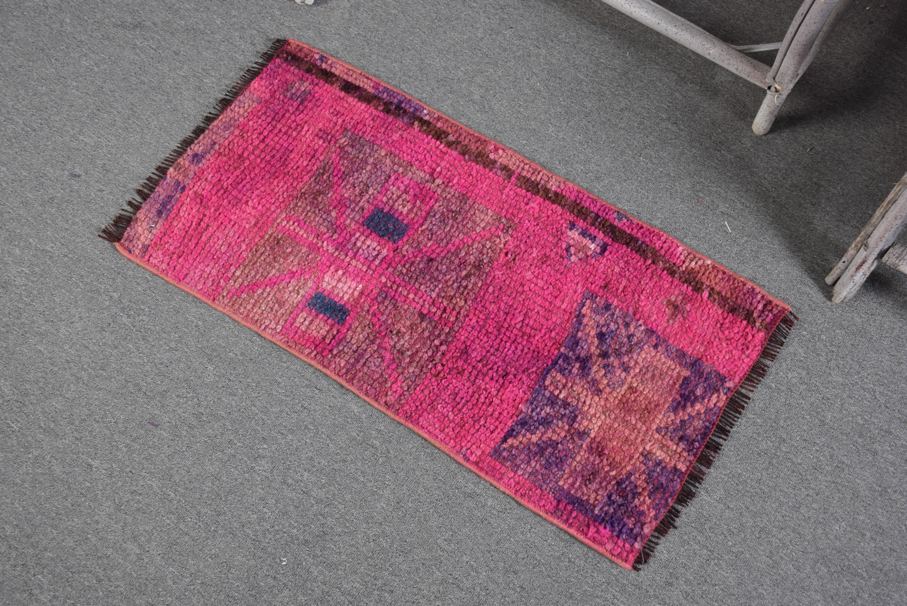 Pink Wool Rug, Bath Rug, Wool Bath Mat Rug, 1.4x2.8 ft Small Rug, Turkish Rug, Rugs for Nursery, Bedroom Rugs, Oushak Rugs, Vintage Rugs