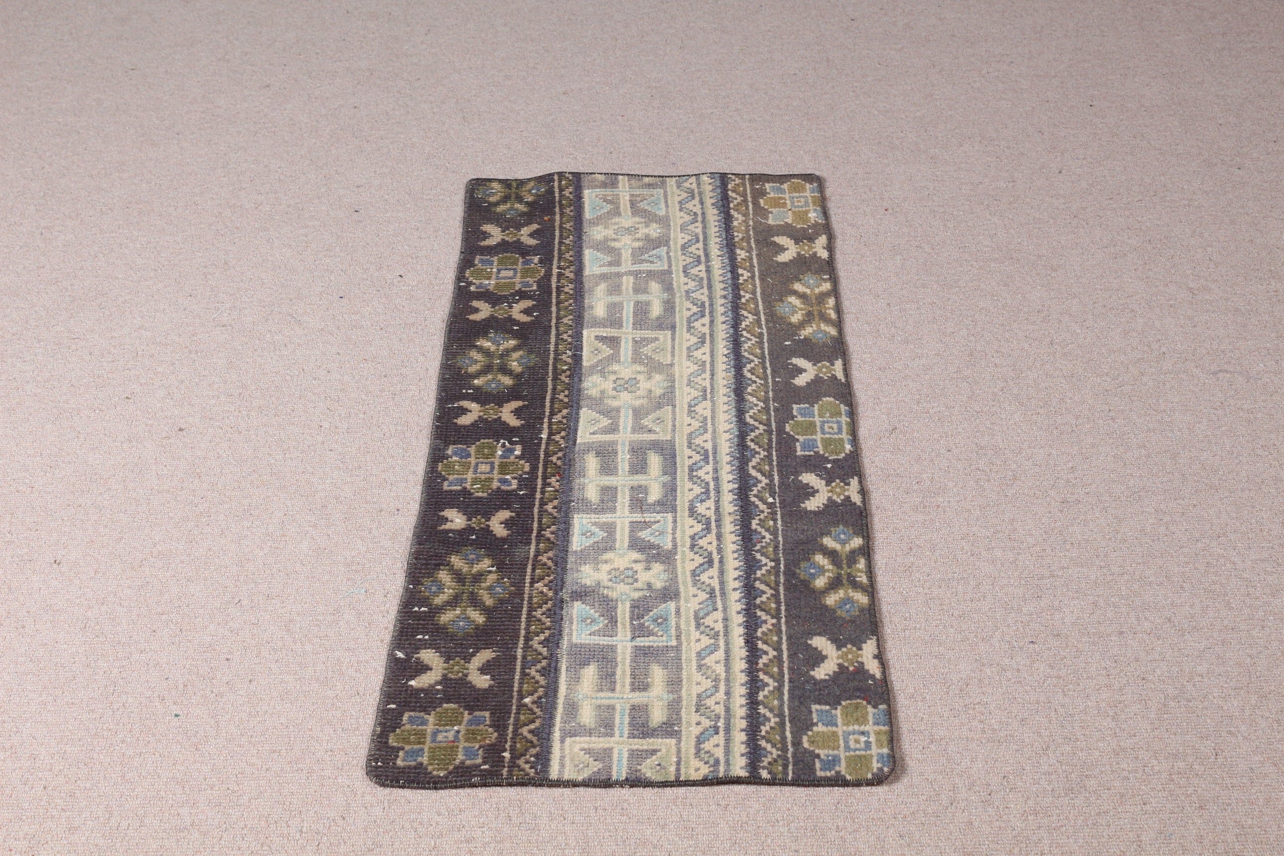 Bedroom Rug, Vintage Rug, Bath Rug, 1.7x3.8 ft Small Rug, Green Floor Rug, Old Rug, Anatolian Rug, Rugs for Kitchen, Turkish Rug, Floor Rug