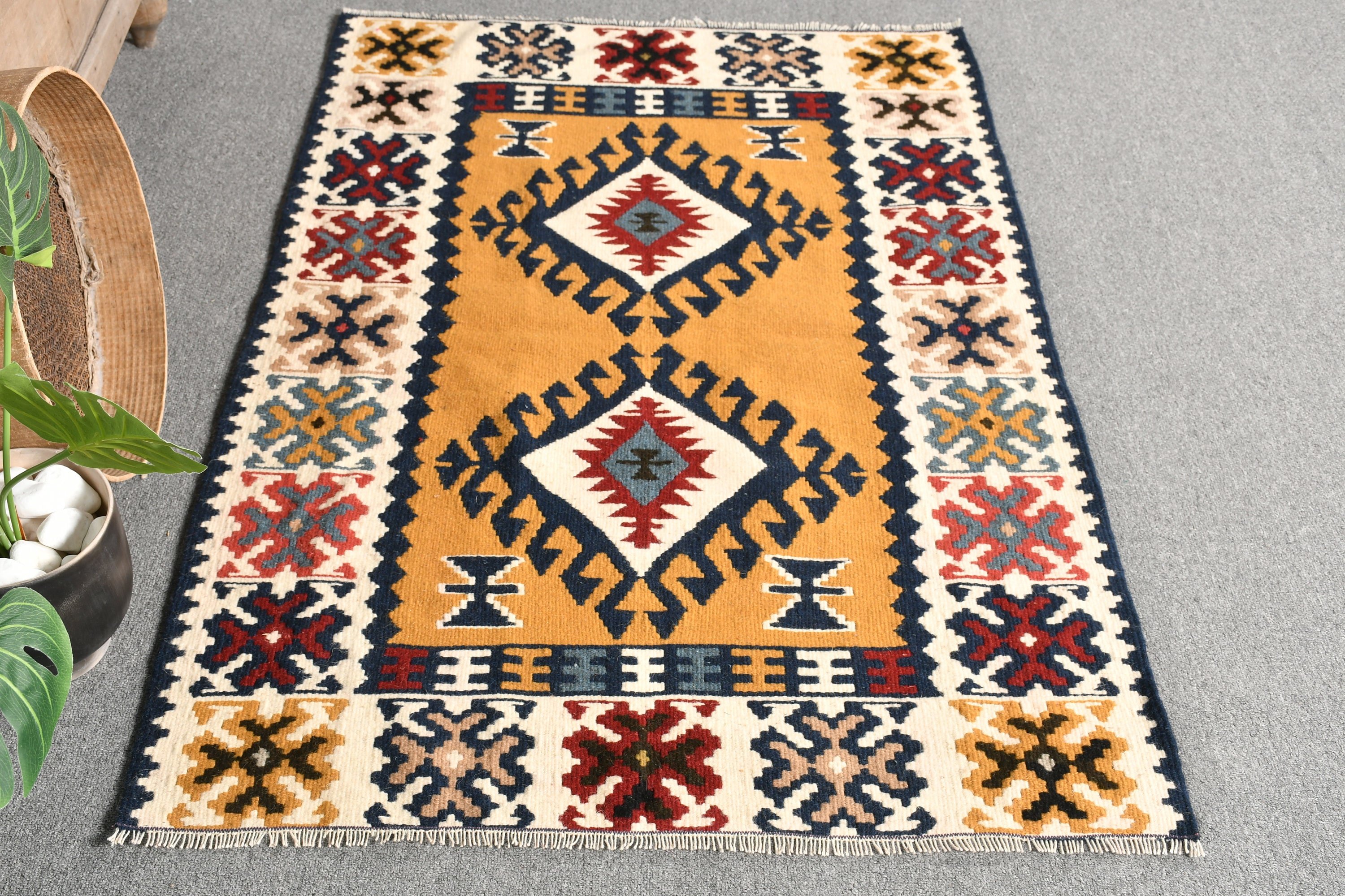 Wall Hanging Rugs, White Bedroom Rug, Turkish Rugs, Cool Rug, Vintage Rug, 3.1x4.5 ft Small Rugs, Door Mat Rug, Kilim