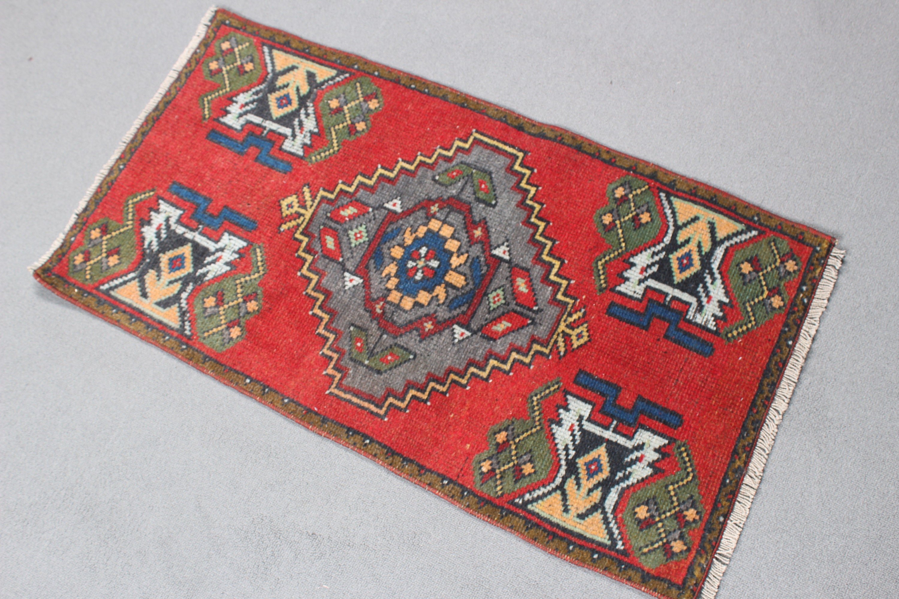 Red Moroccan Rug, Statement Rugs, Turkey Rug, Vintage Rug, Home Decor Rug, 1.6x3.1 ft Small Rugs, Kitchen Rugs, Turkish Rug, Bedroom Rug