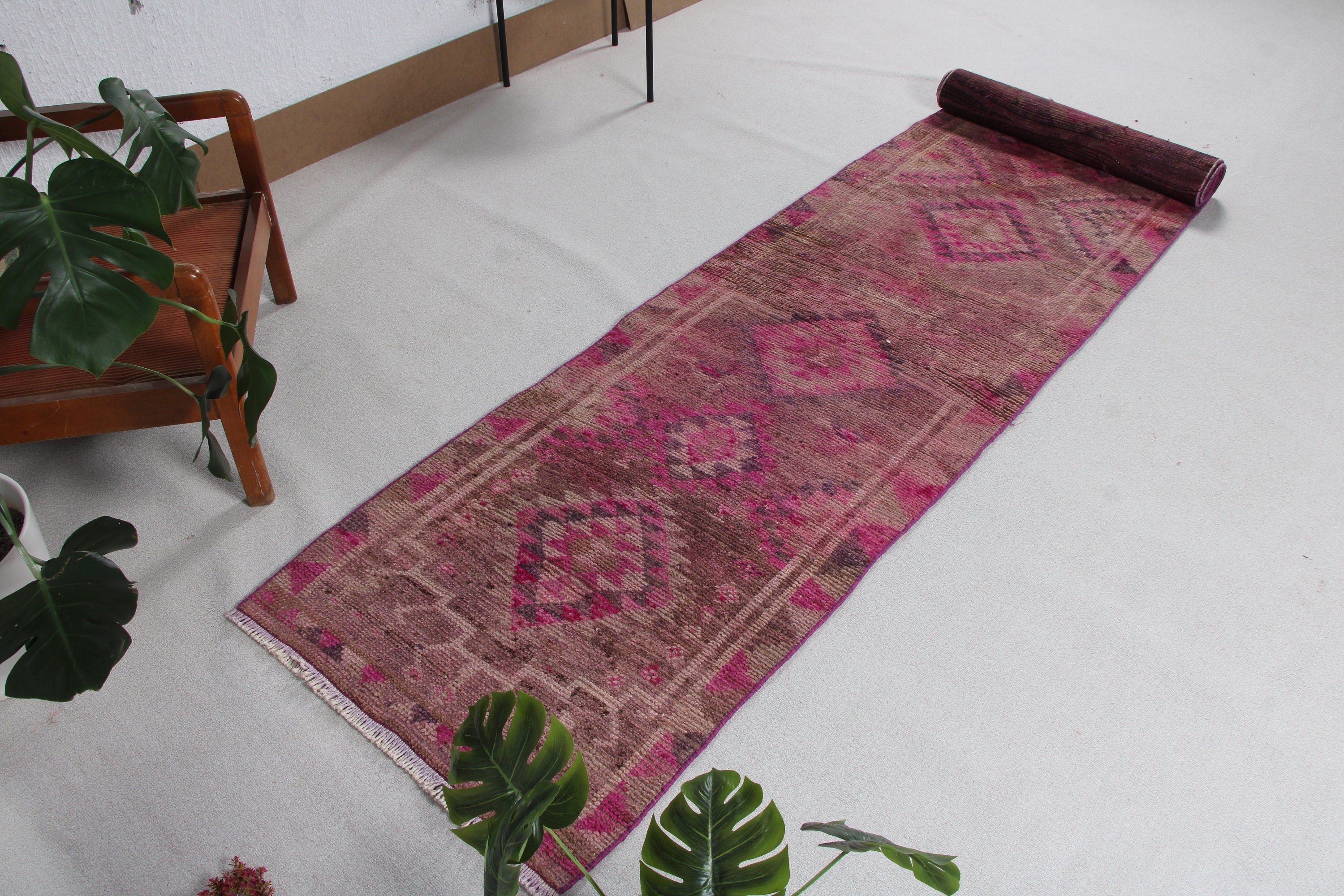 Vintage Halılar, Fas Halıları, Düz Dokuma Halılar, Pembe El Dokuma Halılar, Türk Halısı, Beni Ourain Koşucu Halısı, Merdiven Halıları, 2.6x12.7 ft Koşucu Halısı