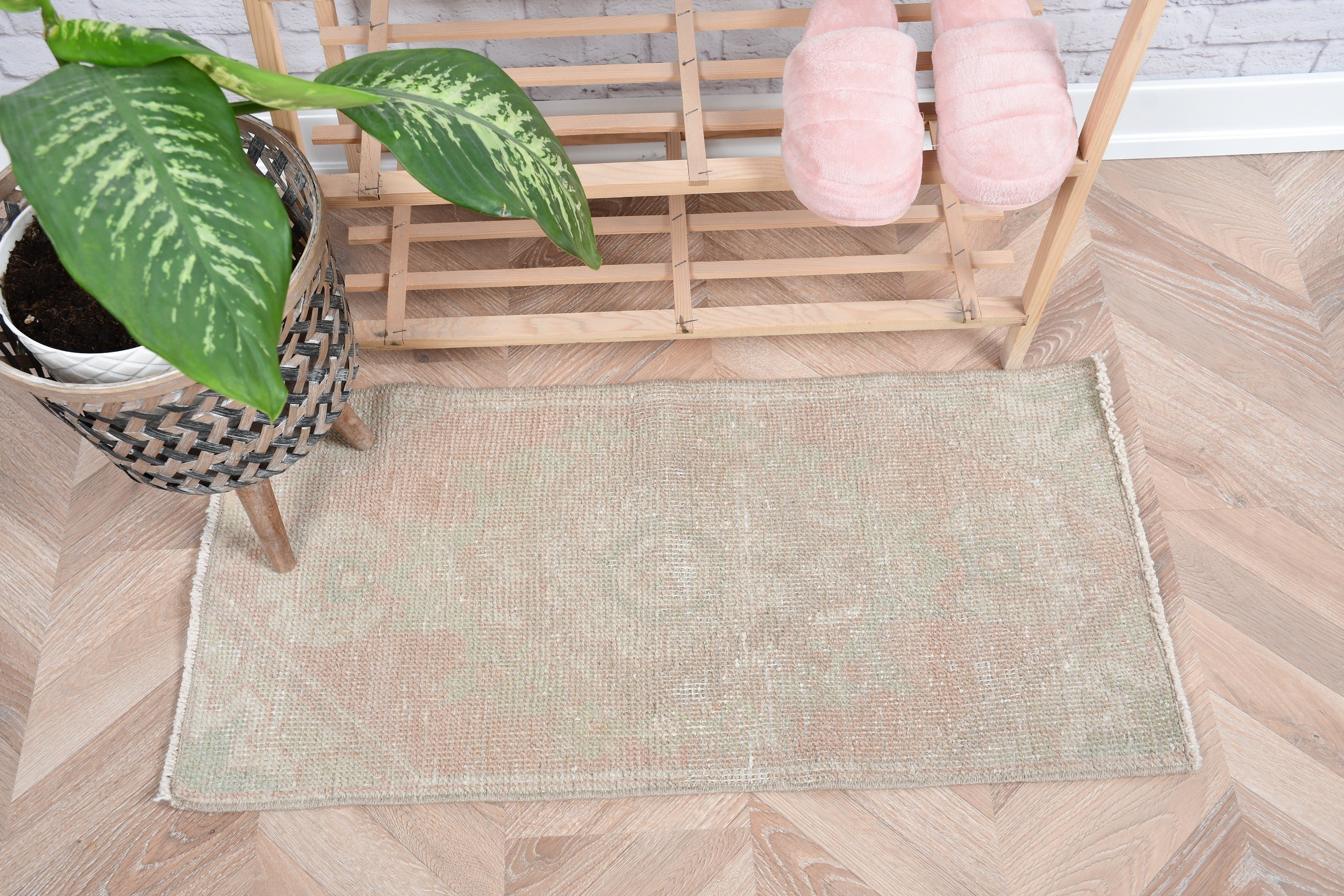 Moroccan Rug, Vintage Rugs, Orange Oriental Rug, Bath Rug, Bathroom Rug, Turkish Rugs, 1.3x2.6 ft Small Rugs, Floor Rugs, Rugs for Nursery