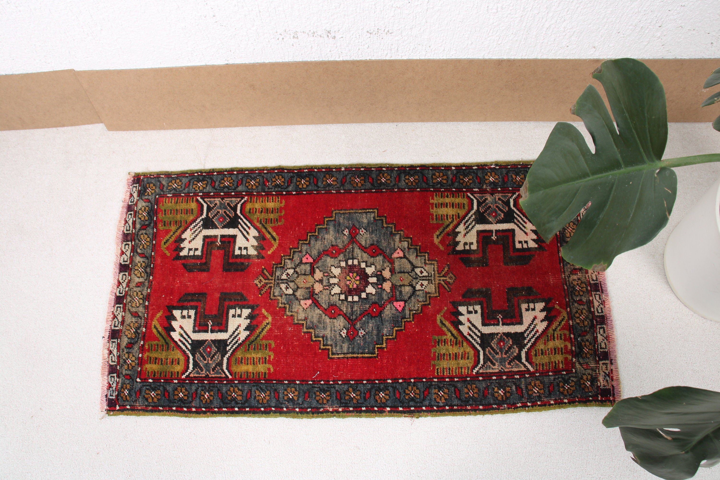 Oushak Halı, Kapı Paspası Halıları, Yer Halısı, 1.7x3.2 ft Küçük Halılar, Çocuk Odası Halıları, Kırmızı El Dokuma Halı, Araba Paspas Halıları, Vintage Halı, Türk Halıları