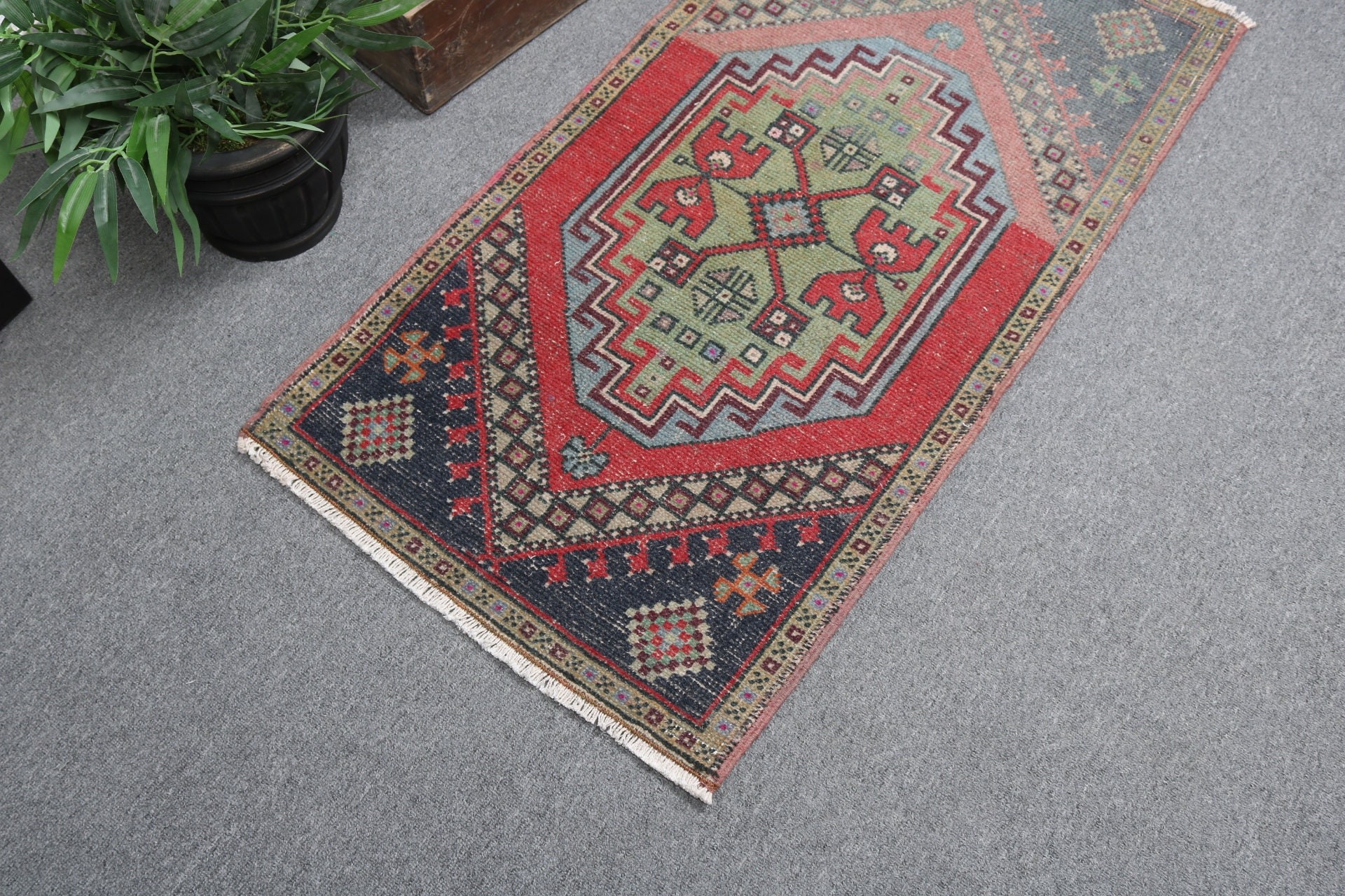 Kırmızı Ev Dekor Halısı, Türk Halısı, Duvara Asılı Halılar, Paspas Halıları, Vintage Halılar, Yün Halılar, Nötr Halılar, Ofis Halıları, 1.9x3.5 ft Küçük Halı