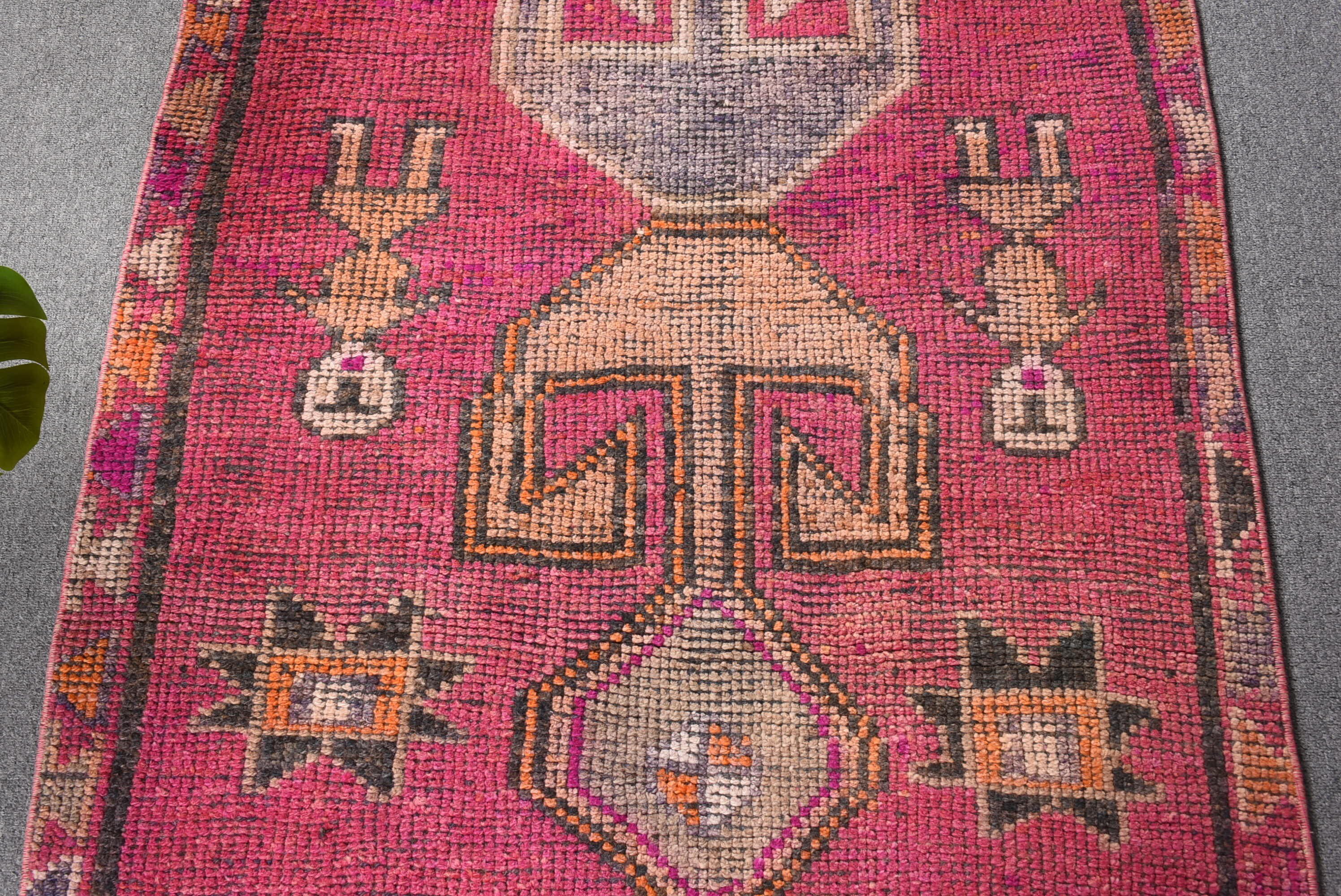 Nostaljik Halı, Uşak Halı, Koridor Halı, Koridor Halı, Mutfak Halı, 90x330 cm Yolluk Halı, Koridor Halı, Pempe Yatak odası Halı