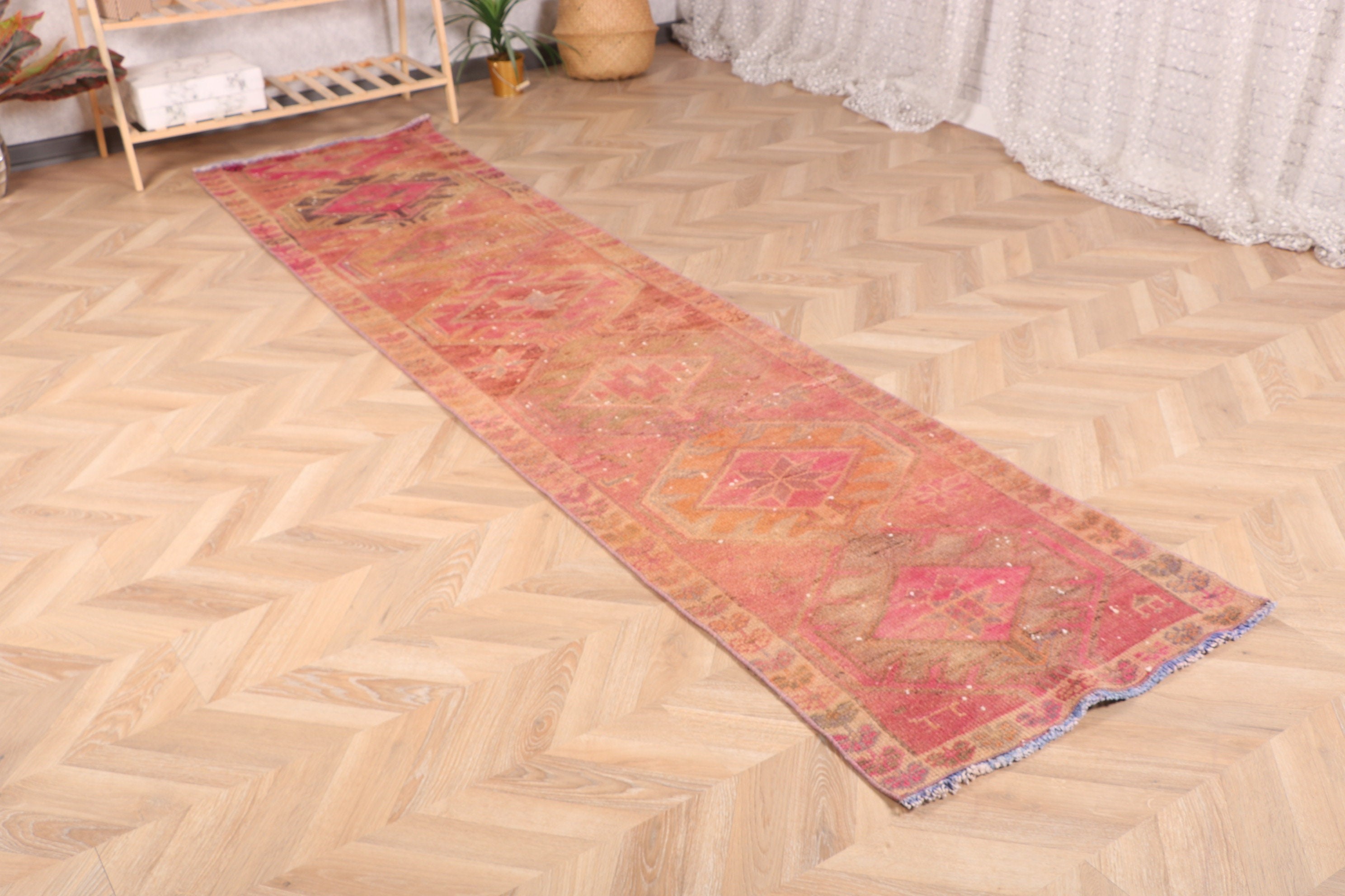 Anadolu Halıları, Vintage Halı, 2,4x10,3 ft Runner Halıları, Nötr Halı, Türk Halıları, Koridor Halısı, Egzotik Halılar, Mutfak Halıları, Turuncu Boho Halıları