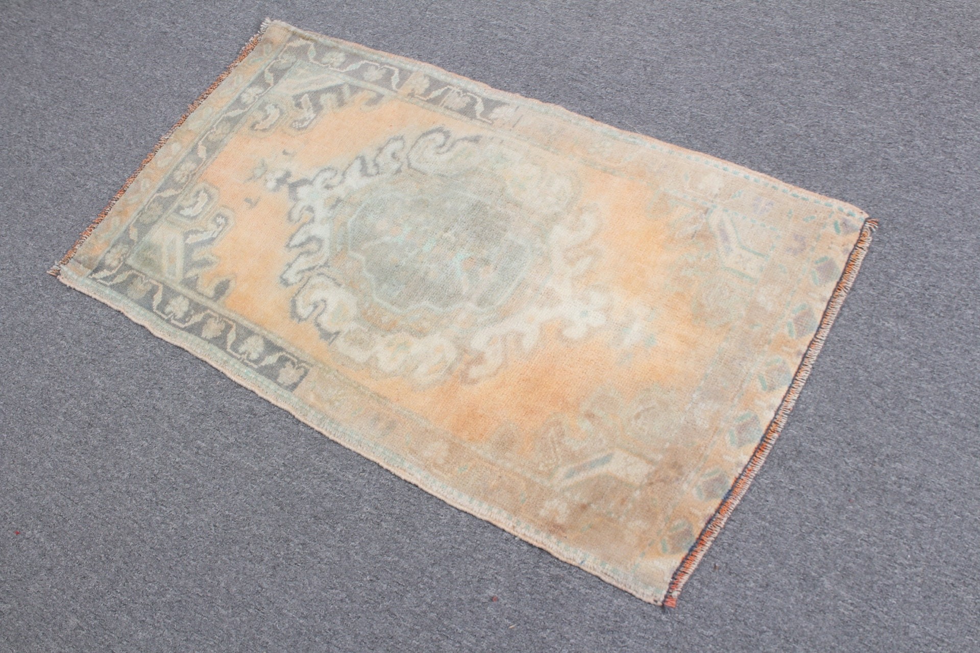 Kapı Paspası Halısı, 1.9x3.3 ft Küçük Halılar, Dış Mekan Halısı, Türk Halısı, Vintage Halılar, Yatak Odası Halısı, Turuncu Anadolu Halısı, Ev Dekorasyonu Halıları, Giriş Halısı