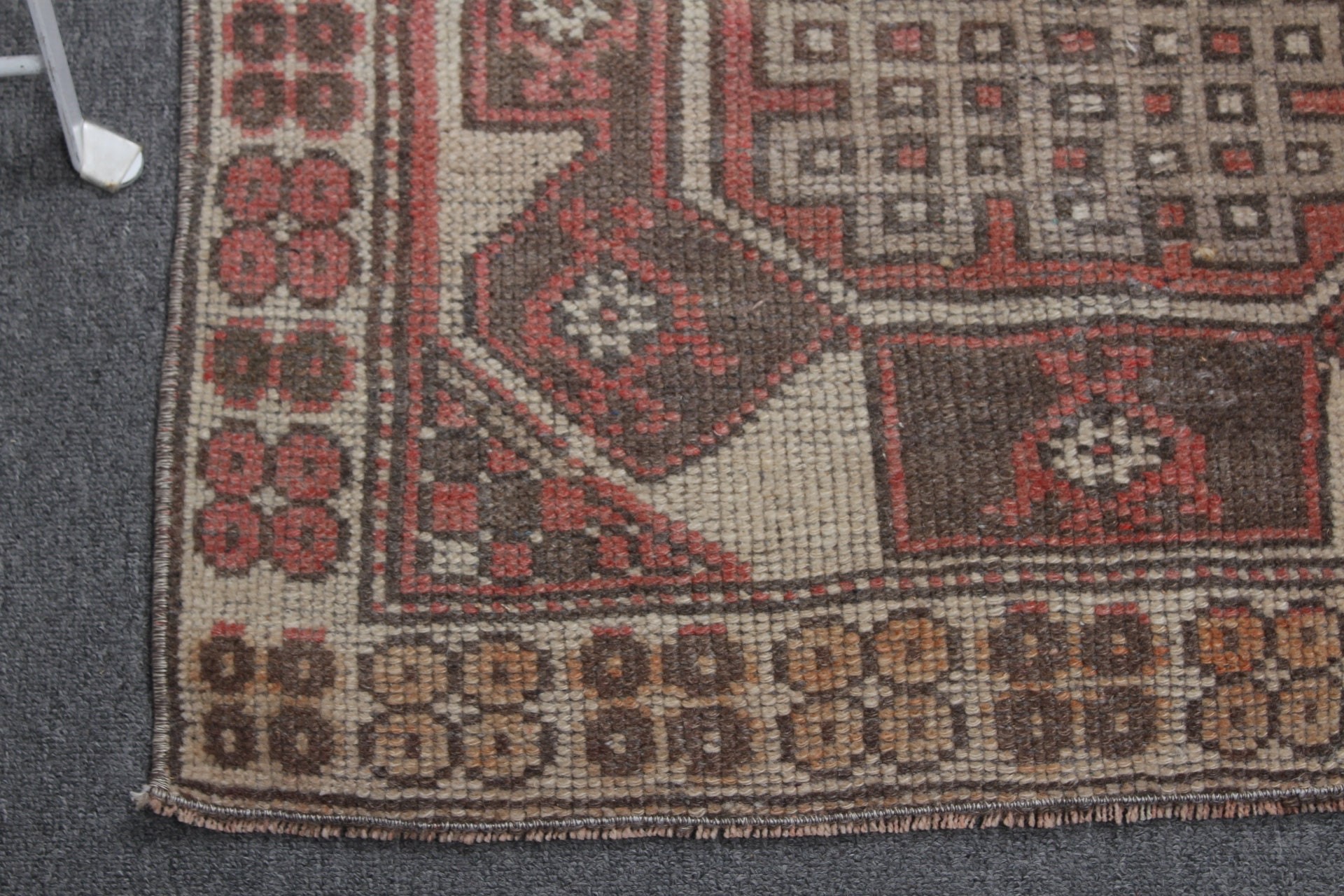 Kapı Paspası Halıları, Türk Halısı, 2.2x3.6 ft Küçük Halı, Oryantal Halılar, Çocuk Odası Halıları, Vintage Halı, Kahverengi Havalı Halılar, Yün Halılar, Banyo Halıları