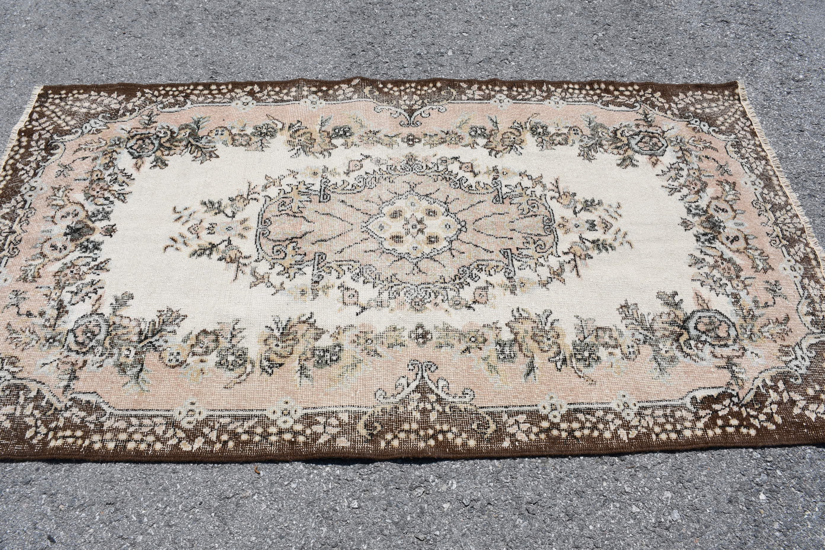 Vintage Halılar, 3,8x7 ft Alan Halısı, Yemek Odası Halıları, Bej Yün Halılar, Oushak Halılar, Soyut Halılar, Yer Halıları, Türk Halısı, Fas Halısı