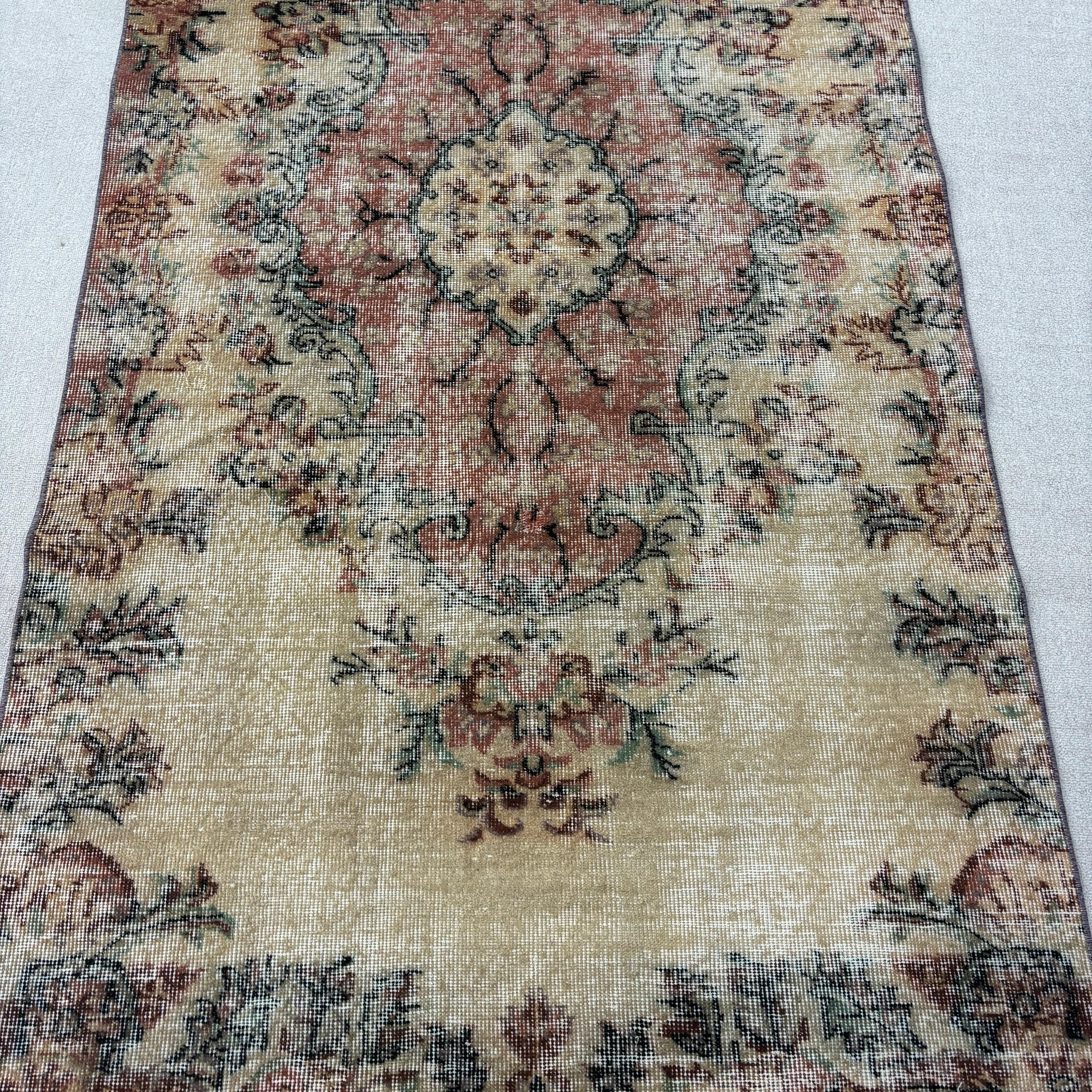 Yün Halılar, Oturma Odası Halıları, Boho Alan Halıları, Ofis Halısı, Vintage Halılar, Türk Halısı, Kırmızı Yatak Odası Halısı, 3.9x9.5 ft Alan Halısı, Geometrik Halı