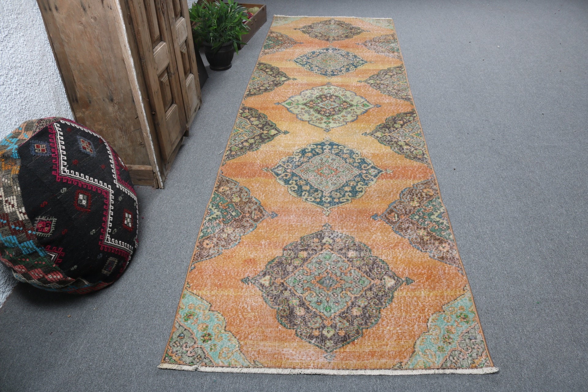 Türk Halısı, Vintage Halılar, Vintage Yolluk Halıları, Mutfak Halısı, Anadolu Halısı, Fas Halıları, 3.4x11.5 ft Yolluk Halısı, Turuncu Yatak Odası Halıları