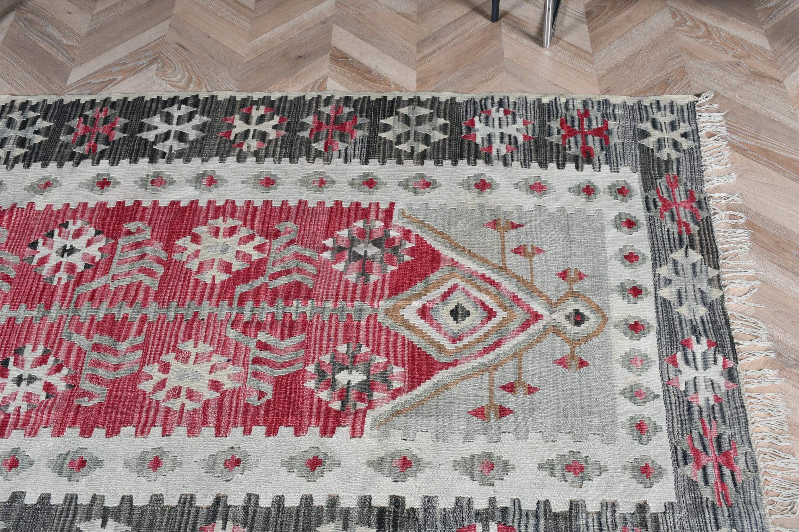 Cool Rug, Turkish Rug, Vintage Rugs, 3.7x5.7 ft Accent Rug, Wool Rug, Rugs for Nursery, Entry Rugs, Red Oushak Rugs, Bedroom Rug, Kilim