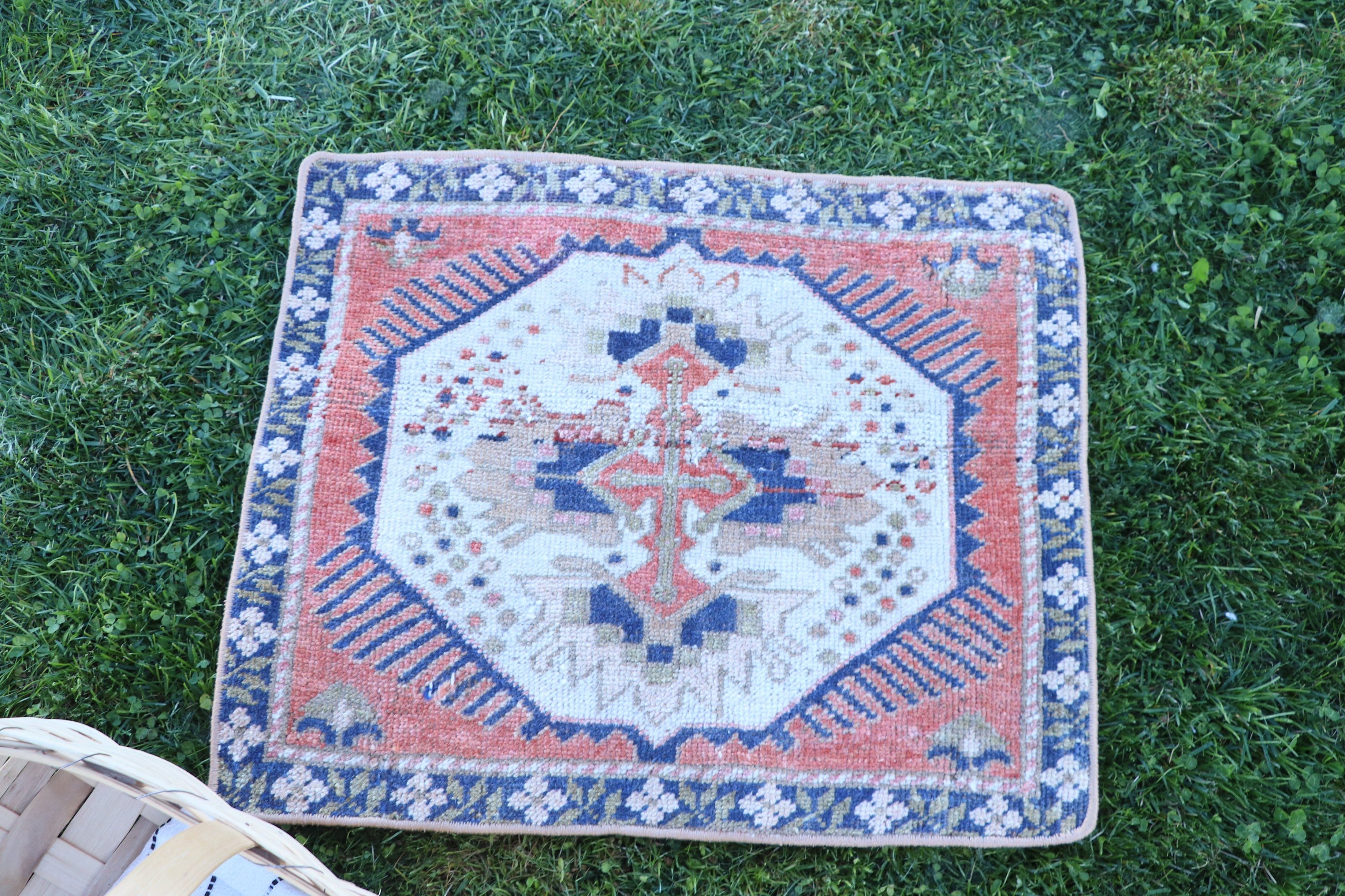 Türk Halısı, Turuncu İfade Halıları, Nötr Halılar, 1,5x1,8 ft Küçük Halılar, Vintage Halılar, Ofis Halısı, Küçük Boho Halıları, Banyo Halısı