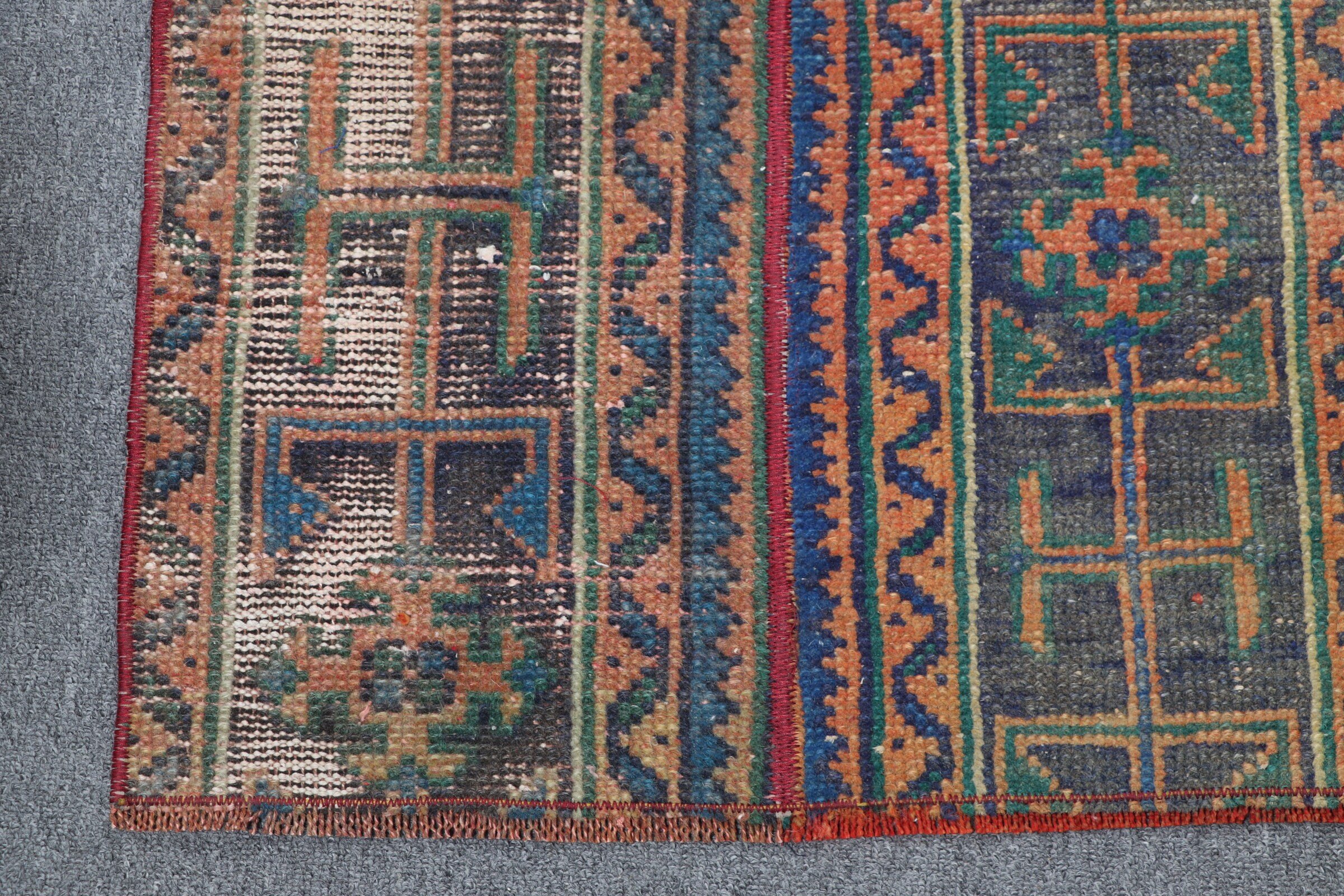 Vintage Halı, 2,6x2,9 ft Küçük Halılar, Giriş Halıları, Mutfak Halısı, Banyo Halısı, Havalı Halı, Fas Halıları, Türk Halıları, Yeşil Yatak Odası Halısı