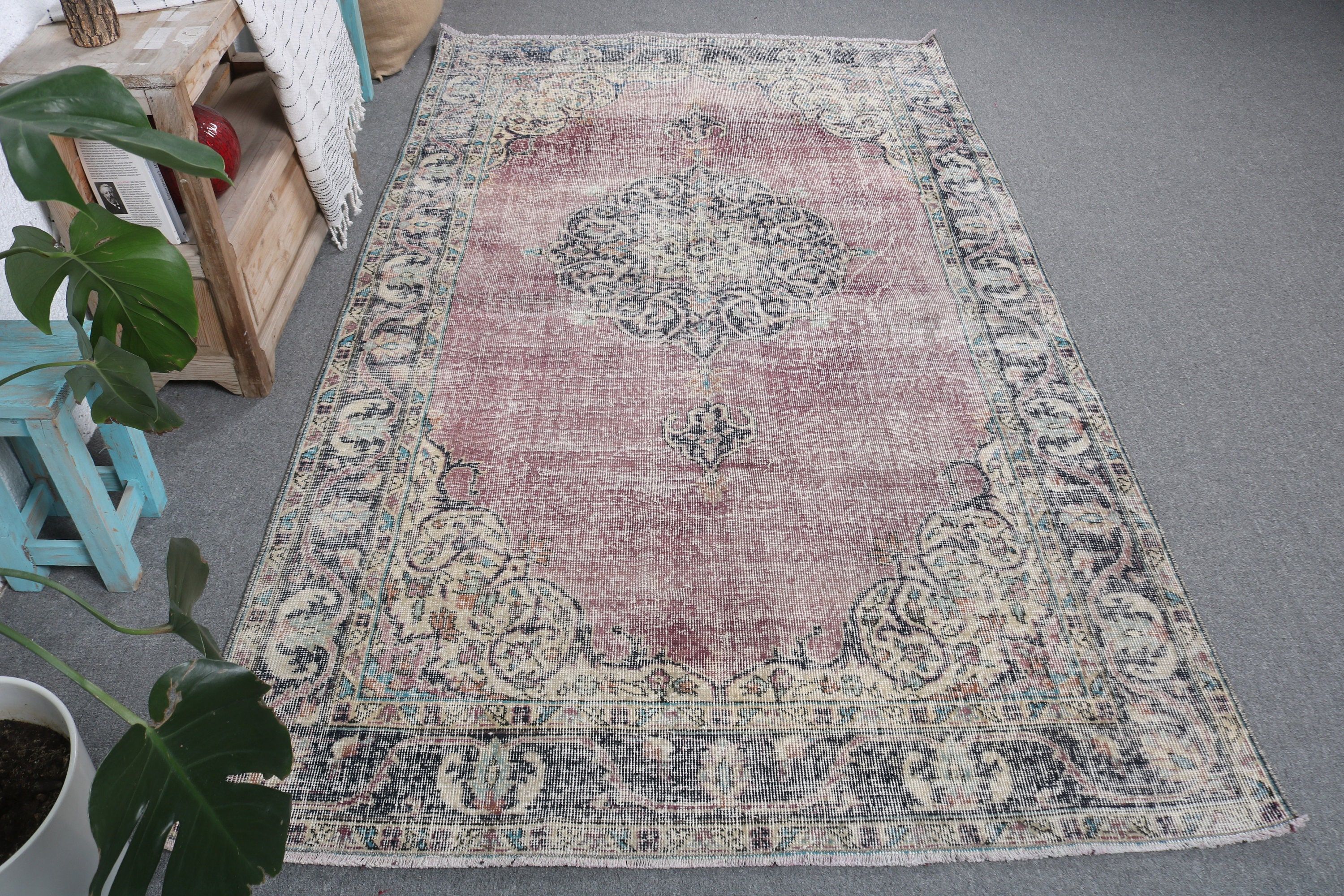 Boho Halılar, Mor Geometrik Halılar, Çocuk Halısı, Oushak Bölge Halısı, Açıklama Halıları, 4,7x8 ft Alan Halısı, Antika Halı, Vintage Halı, Türk Halısı