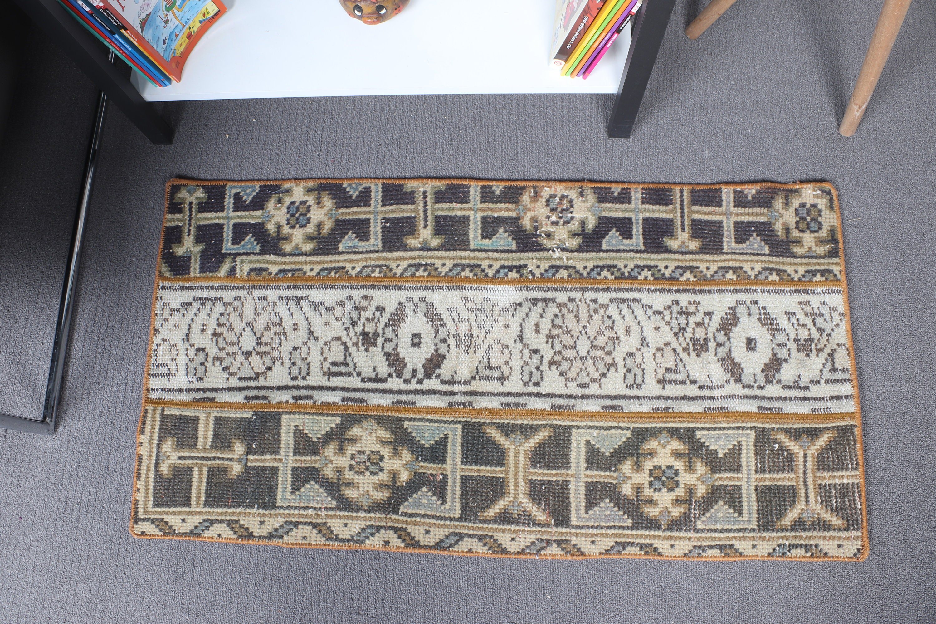 Giriş Halıları, Oushak Halıları, 1,7x3,2 ft Küçük Halılar, Vintage Halılar, Beyaz Antika Halı, Türk Halıları, Kapı Paspası Halıları, Yatak Odası Halıları, Boho Halı