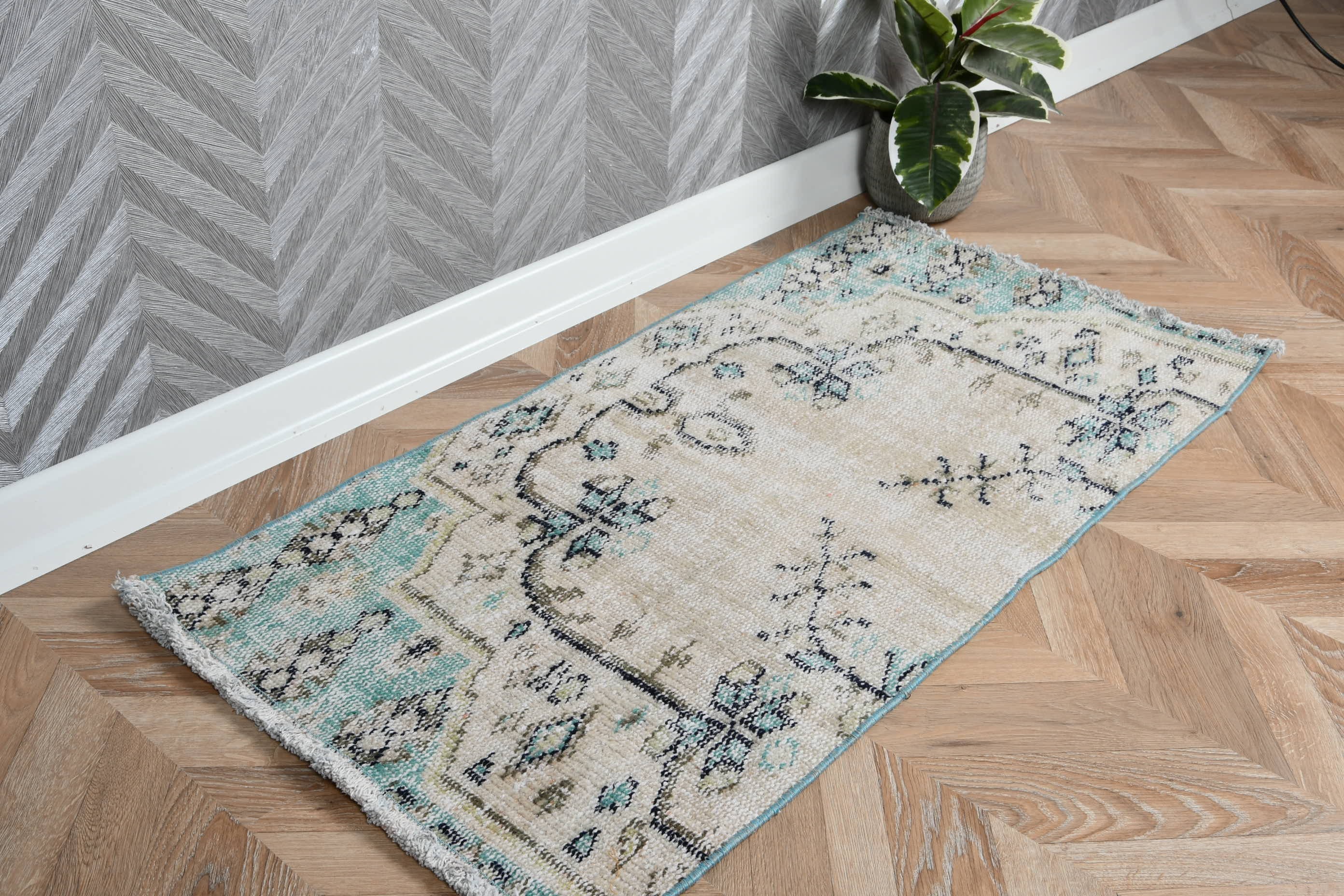 Beige Antique Rug, Entry Rug, Vintage Rug, Nursery Rug, Rugs for Kitchen, Turkish Rug, 1.7x3.5 ft Small Rug, Moroccan Rugs, Kitchen Rug