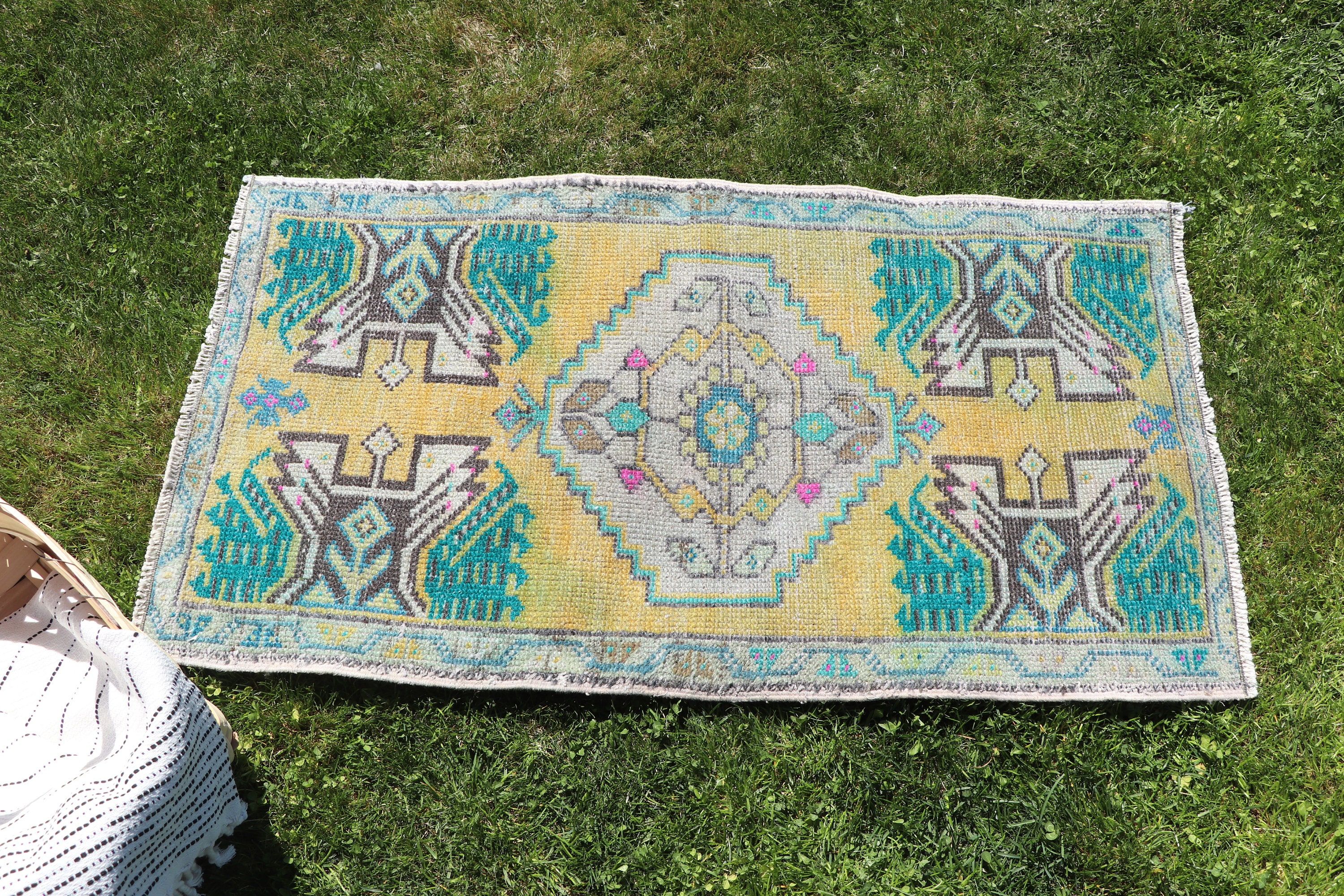 1.7x3.1 ft Small Rug, Yellow Antique Rugs, Bathroom Rugs, Turkish Rugs, Floor Rug, Vintage Rug, Handwoven Rug, Door Mat Rugs