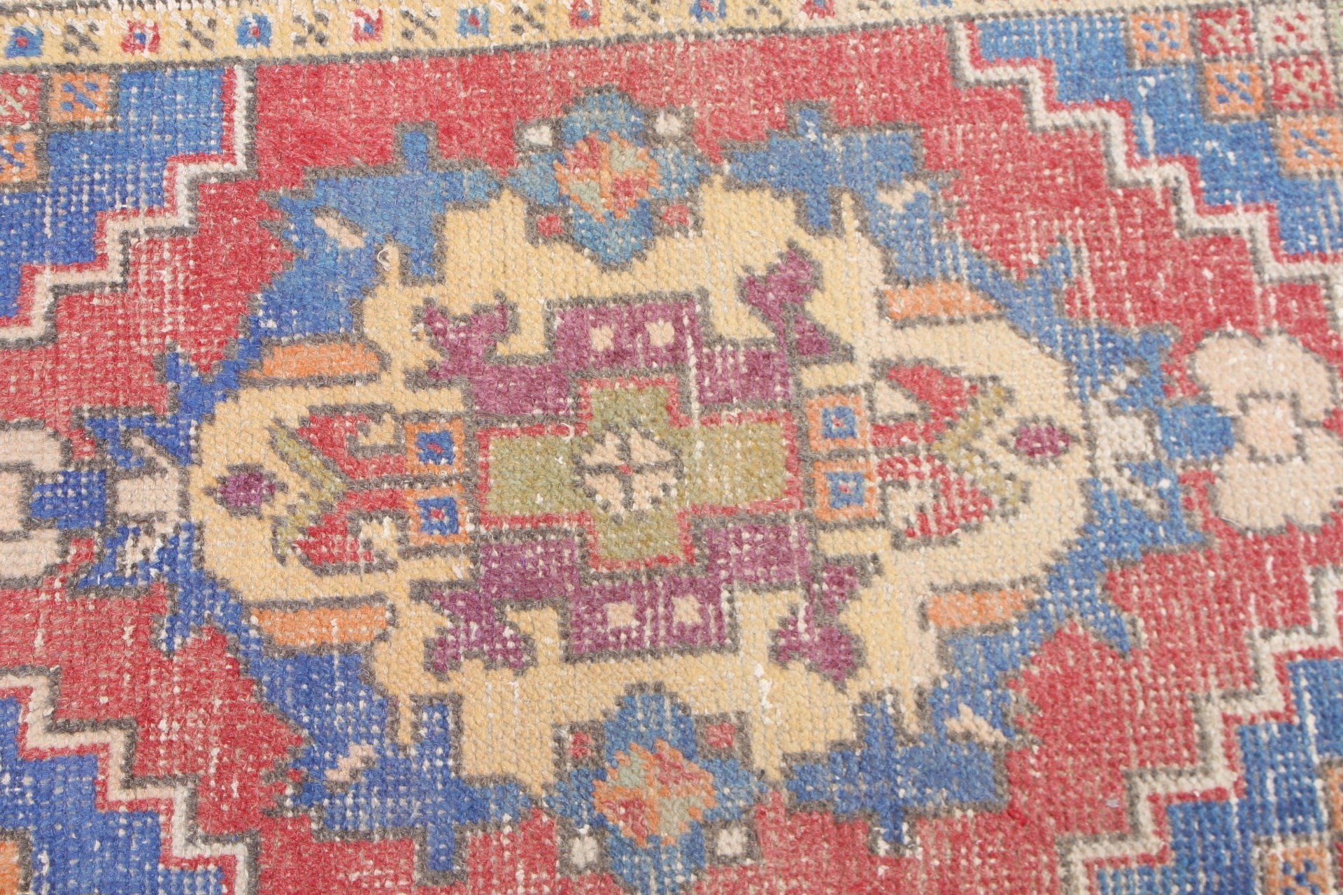 Türk Halıları, Ev Dekor Halıları, Kırmızı Yer Halısı, 1.8x2.9 ft Küçük Halı, Araba Paspası Halıları, Vintage Halı, Yatak Odası Halıları, Mutfak Halısı, Çocuk Halıları